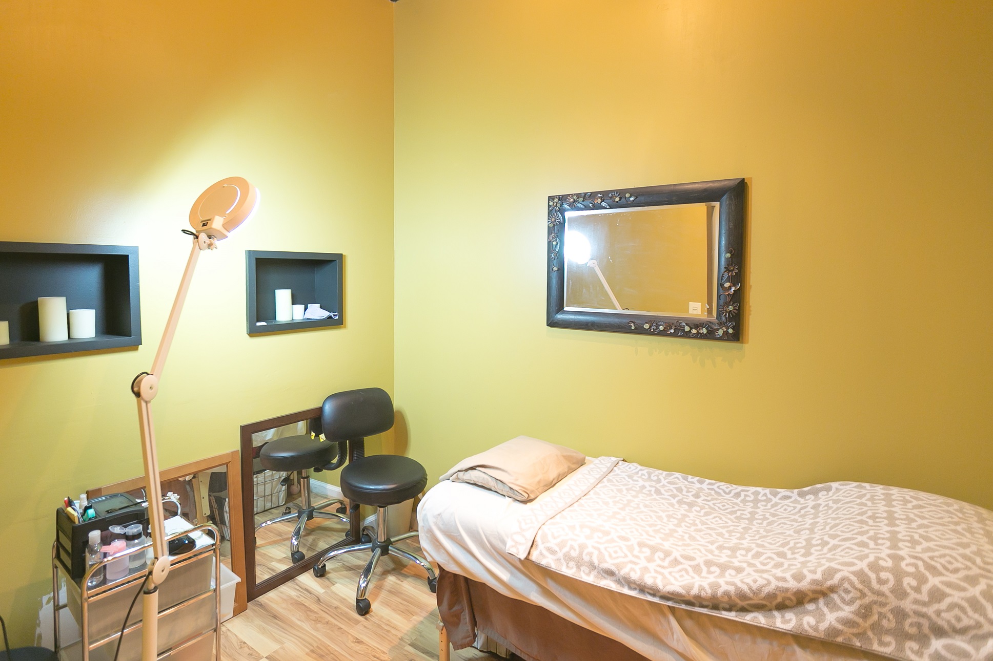 MIHANA Beauty & Spa 2250 Kalākaua Ave 3rd floor, Honolulu Hawaii 96815