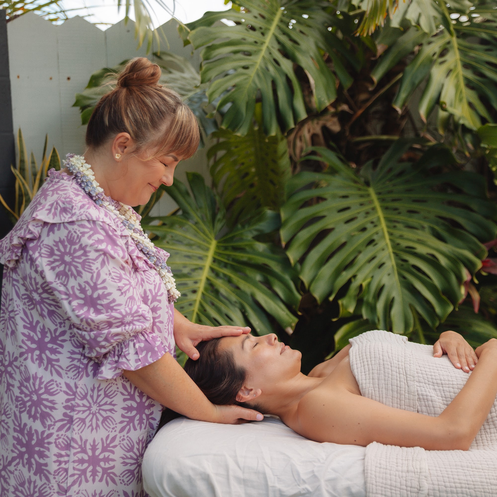 Bhakti Massage & Spa Services LLC 401 Kamakee St, Honolulu Hawaii 96814