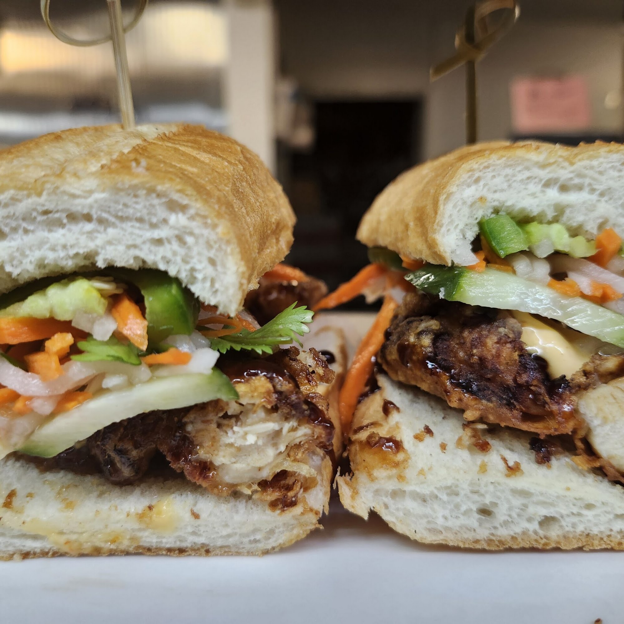 Ali'i Bar and Grill 444 Niu St, Honolulu, HI 96815