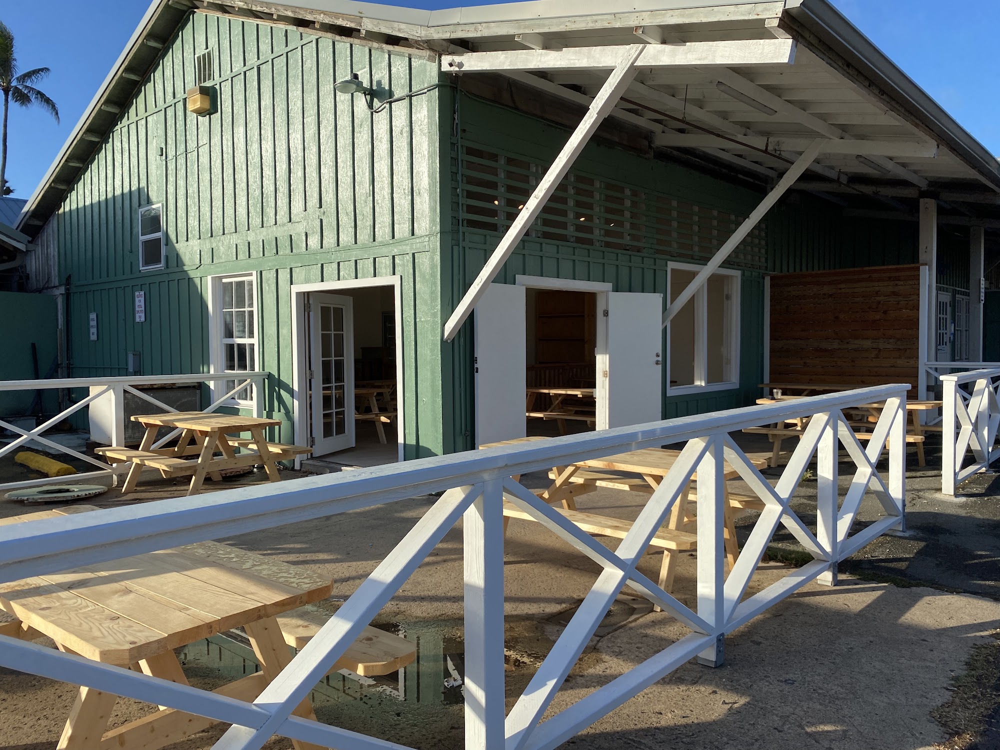 Kahuku Beer Garden & Bottle Shop Kahuku