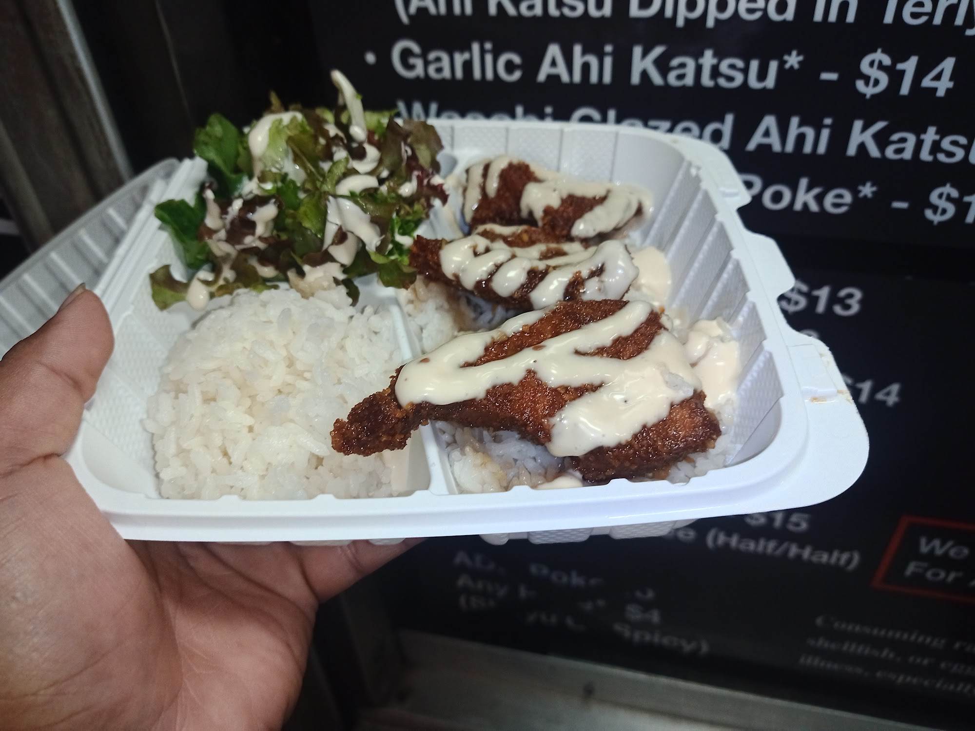 808 Plates Maui Kahului