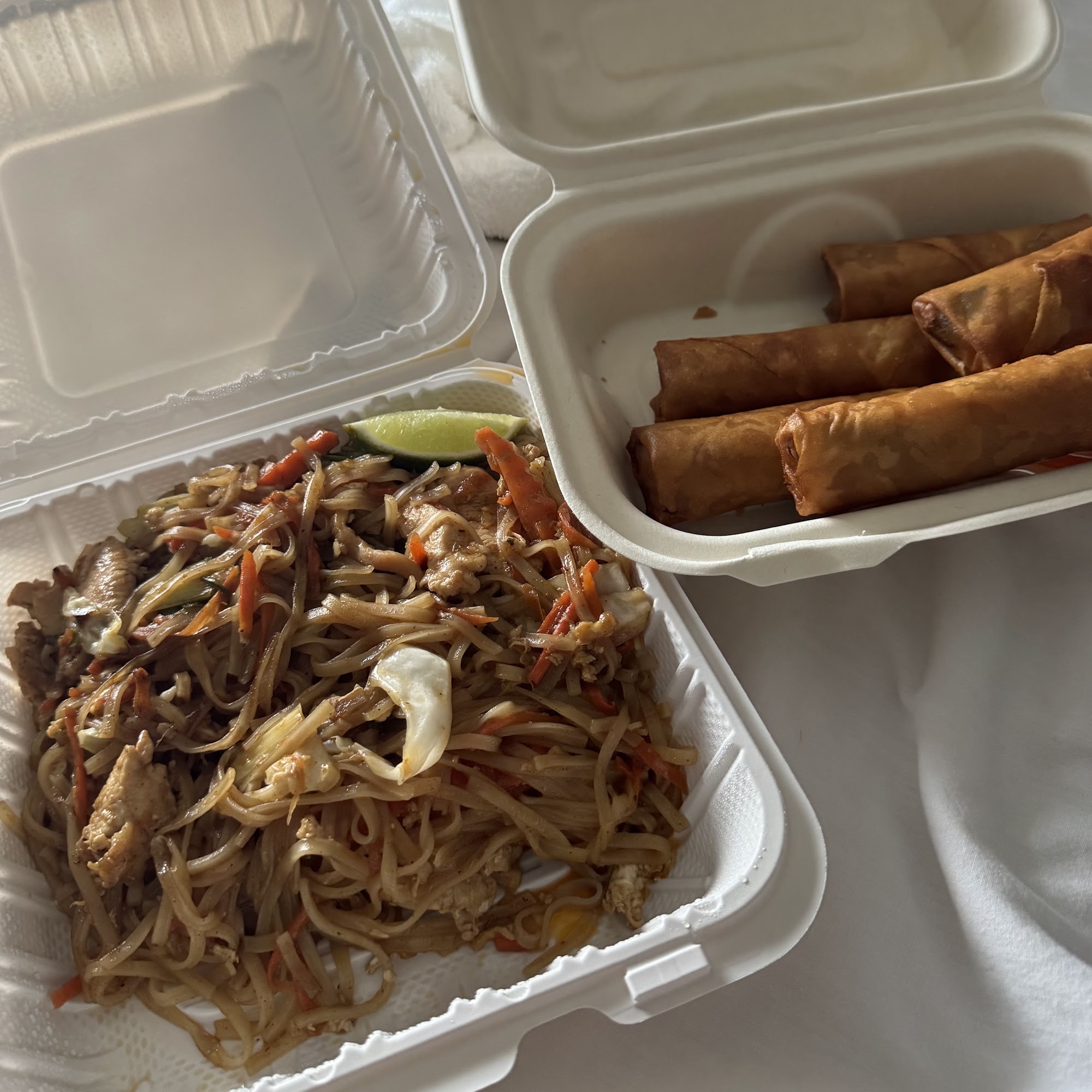 Bangkok Modern Thai Street Food 73 Puunene Ave, Kahului