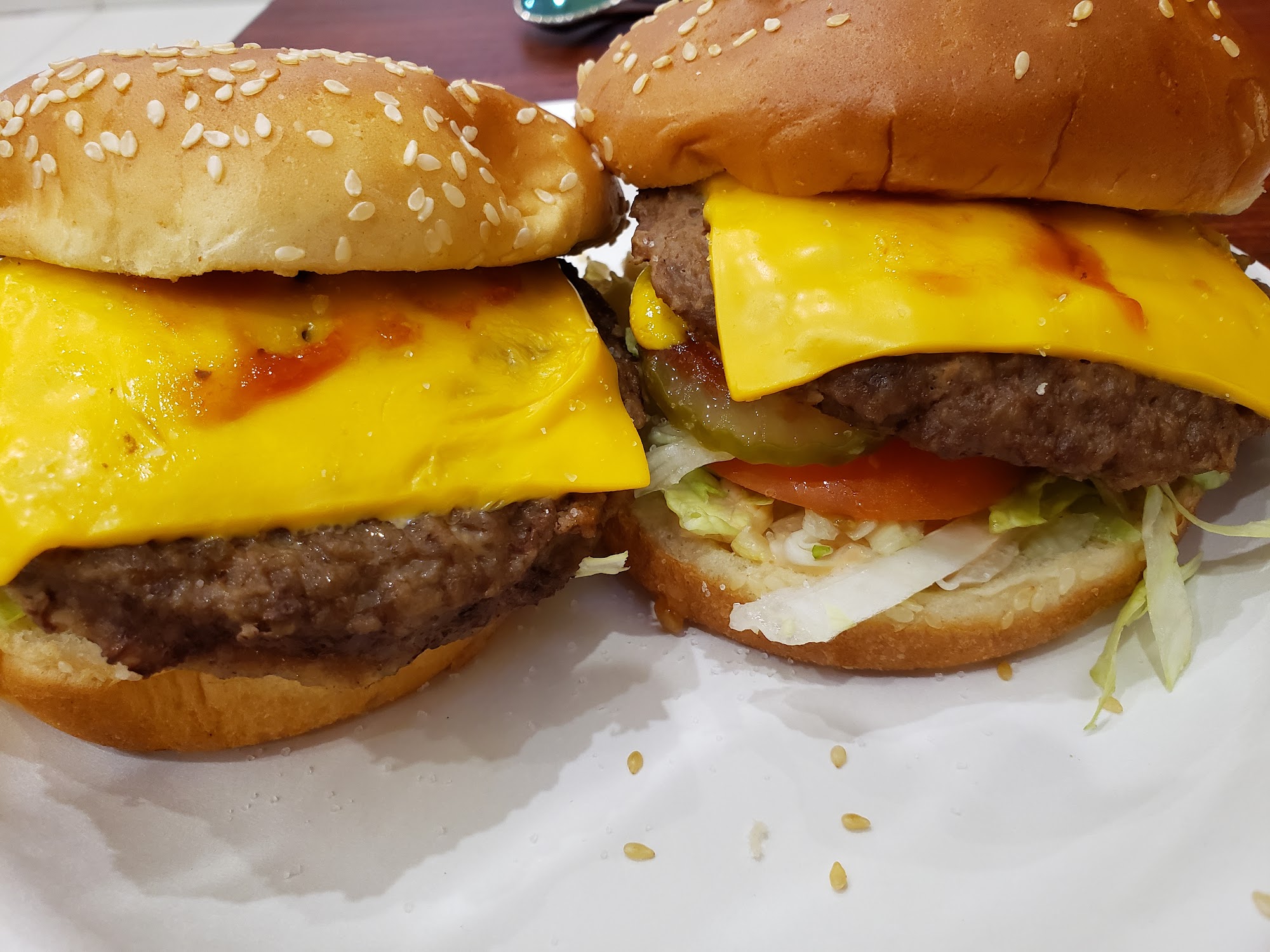 H & T Burgers Kaneohe