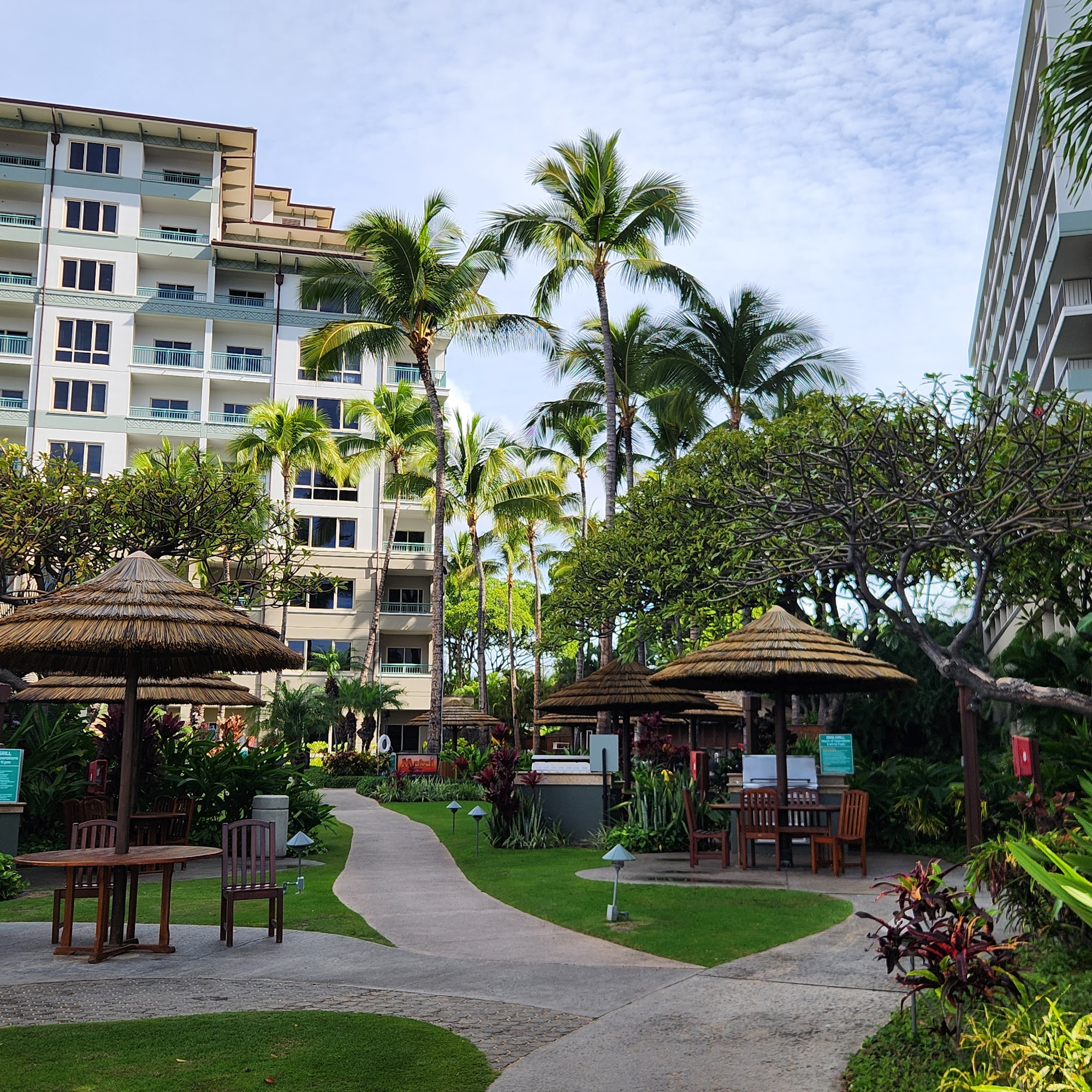 Makai Tiki Bar