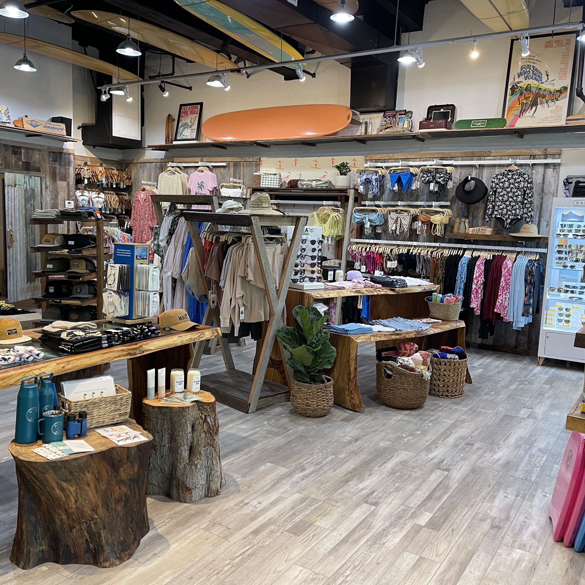 Hi-Tech Lahaina Lahaina