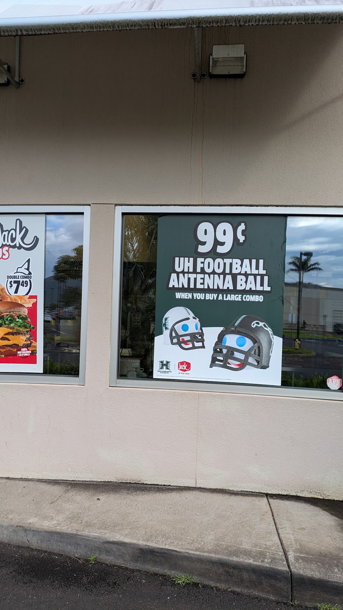 Hokulei Shopping Village Lihue