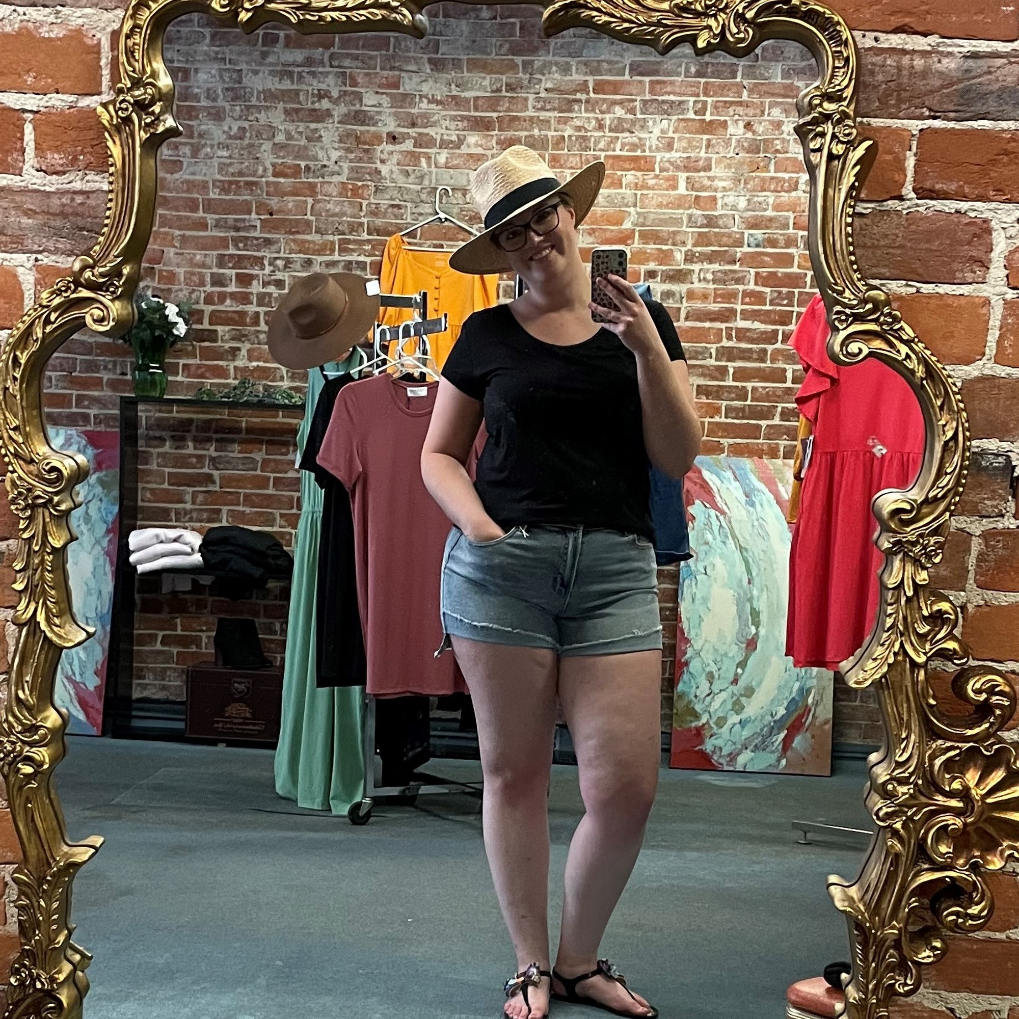 Traces Boutique Burlington