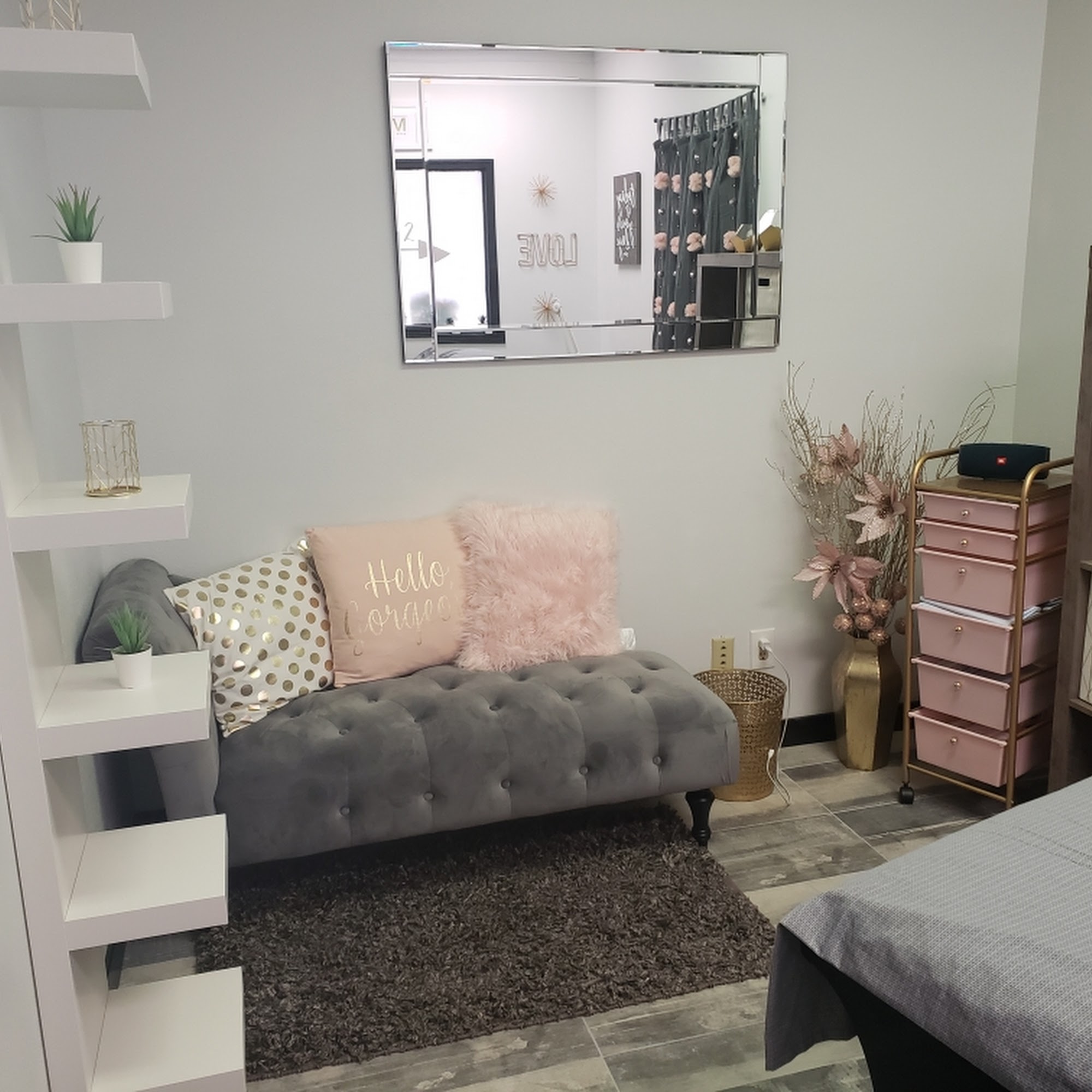 Unity Beauty Bar 8435 University Blvd Suite 5, Clive Iowa 50325