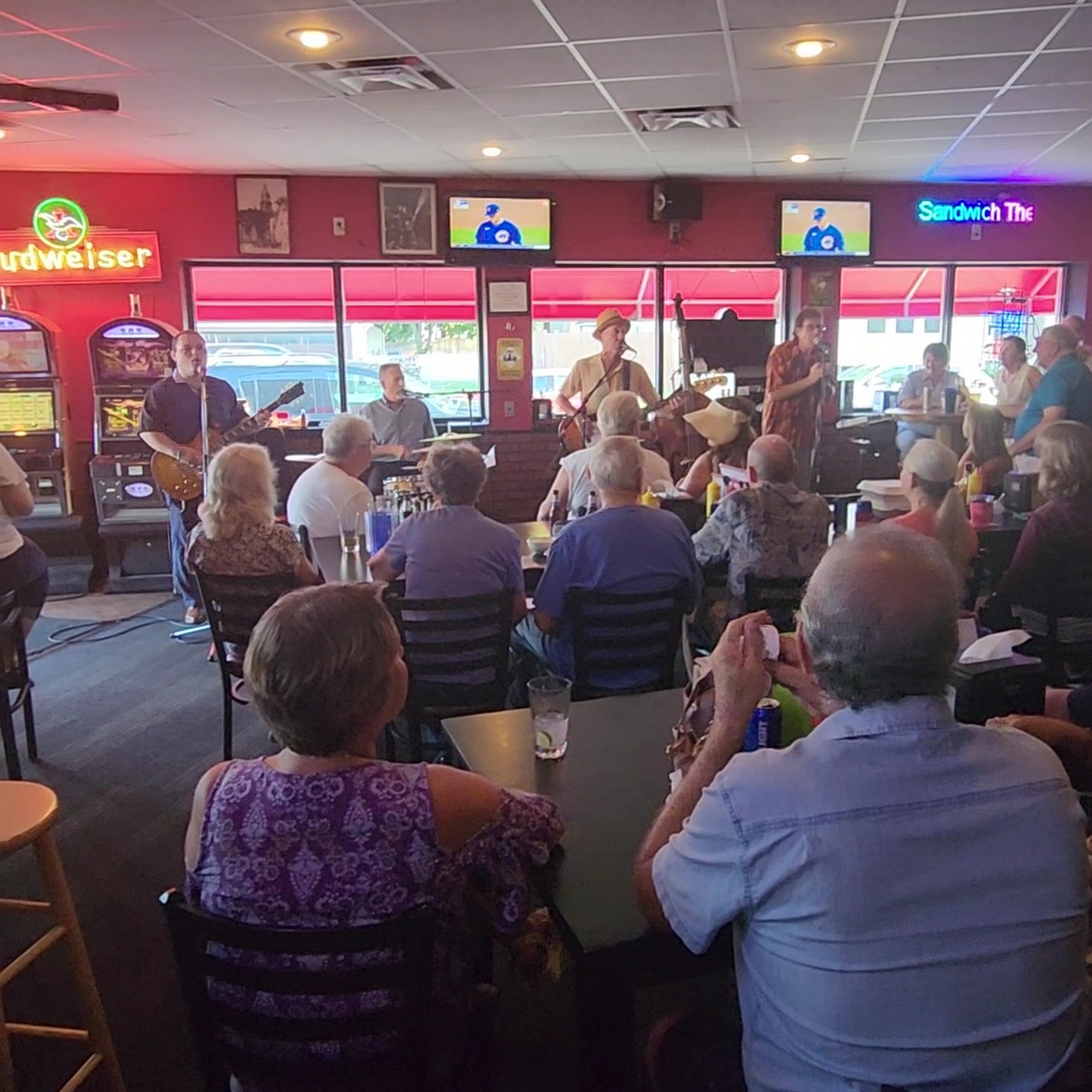 Firehouse Bar & Grill Davenport