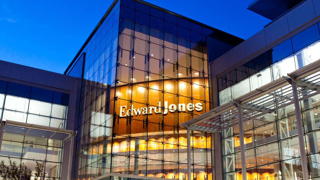 Edward Jones - Financial Advisor: Tina Stubbs