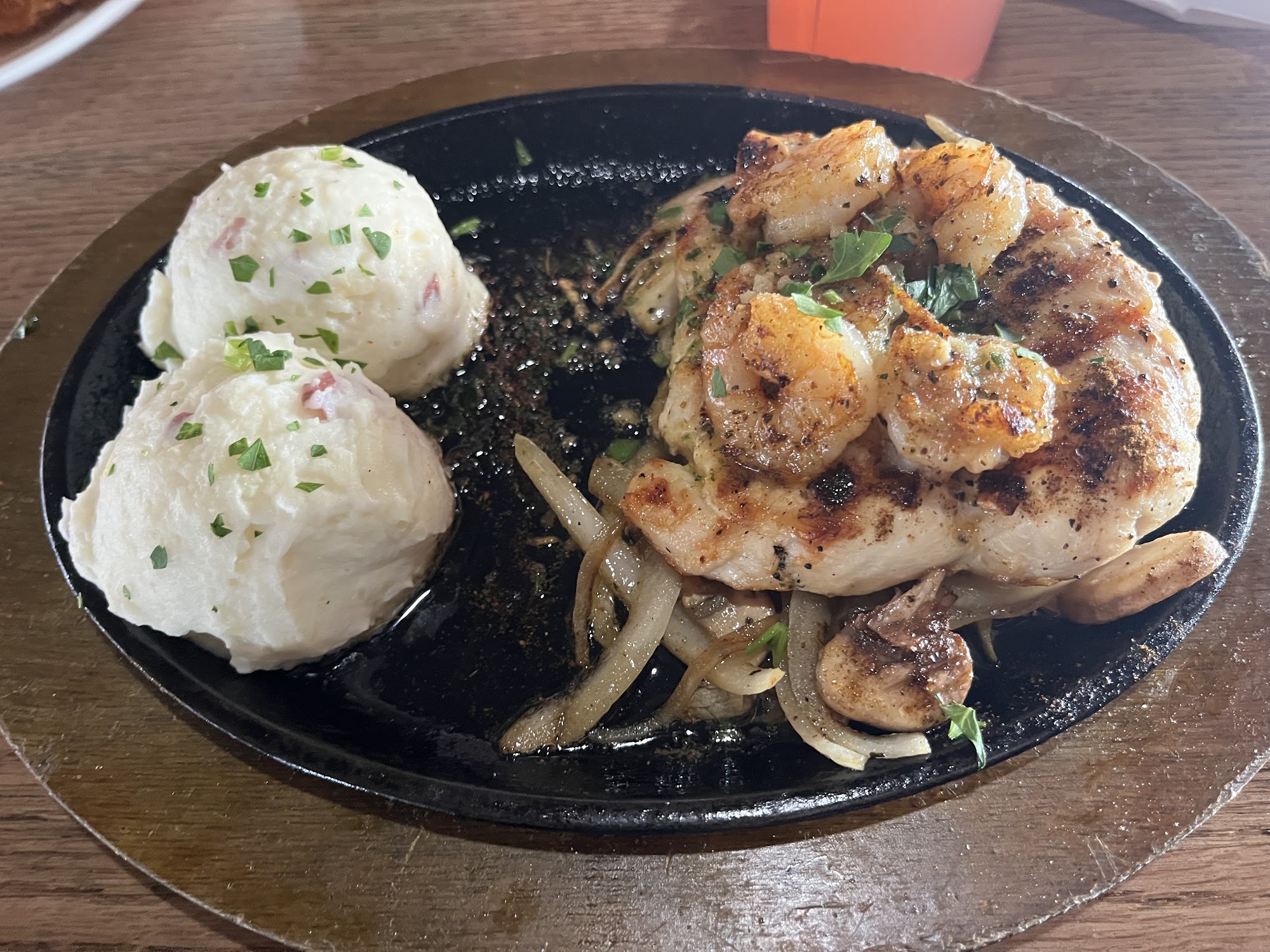 Applebee's Grill + Bar