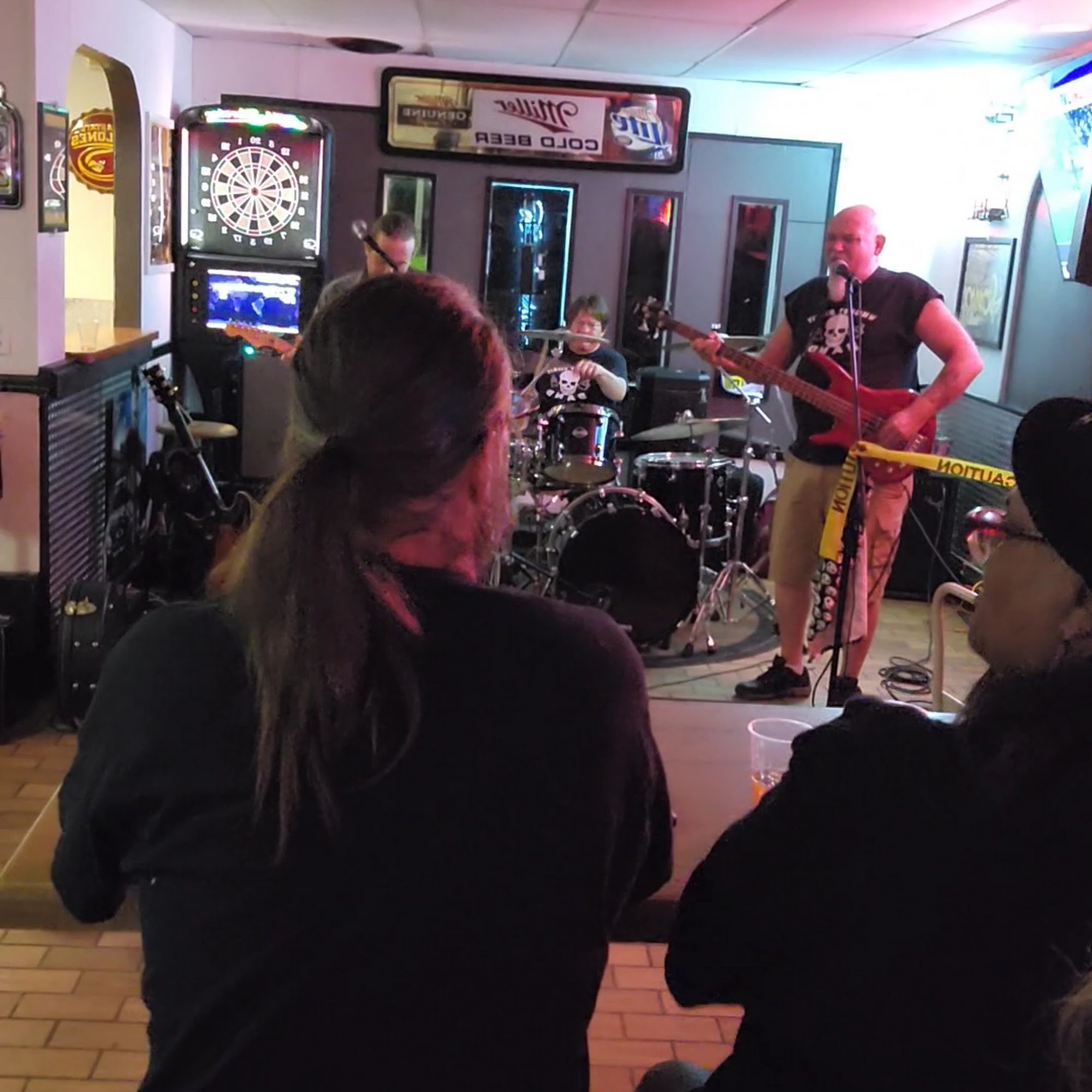 Morty's Bar and Grill 2117 E University Ave, Des Moines