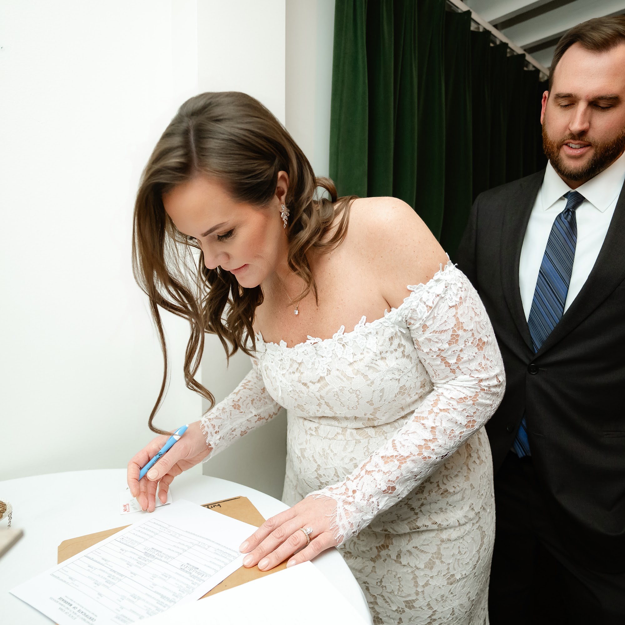 After Glow Pro Studio 1905 Ingersoll Ave Unit 101, Des Moines Iowa 50309