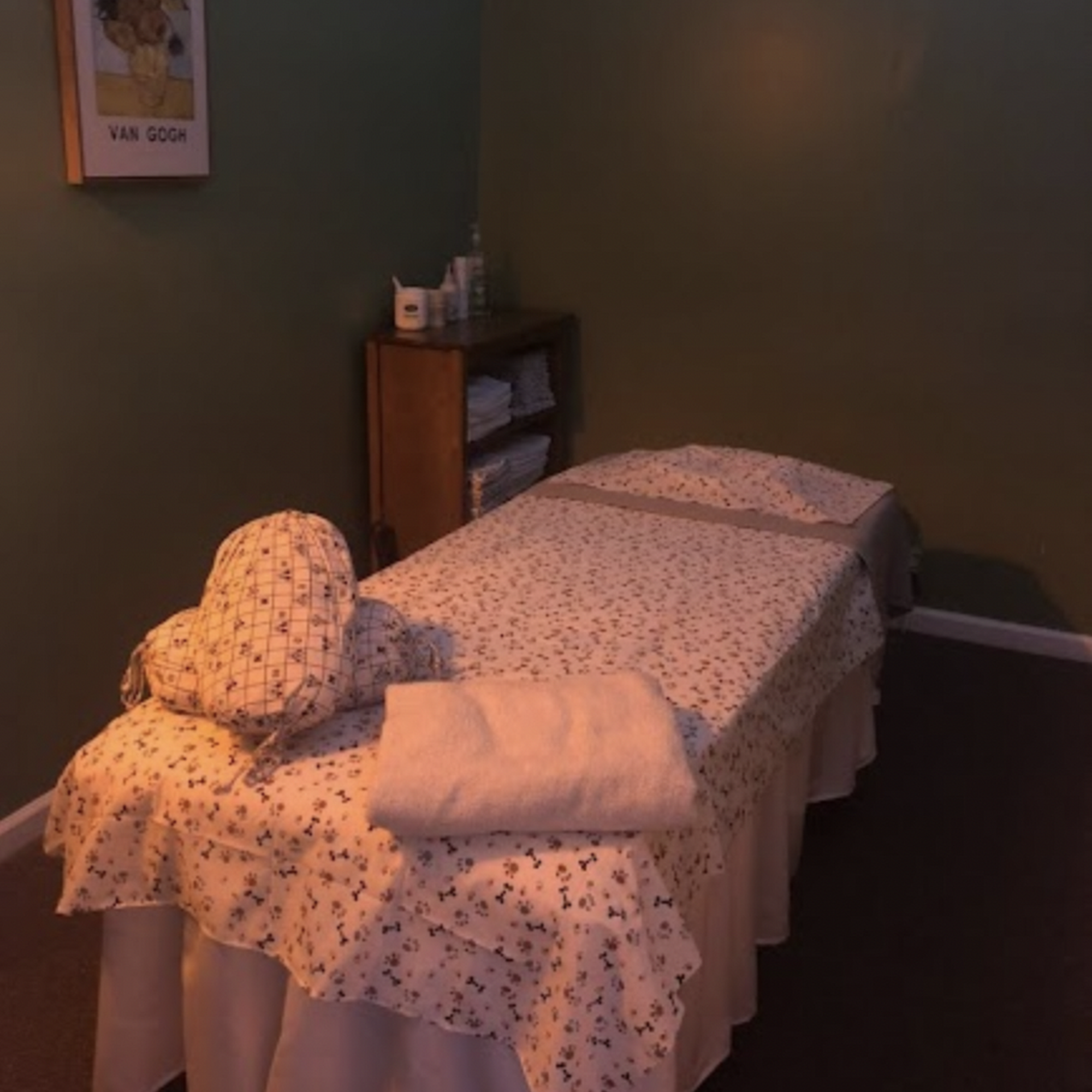 Asian Massage House 3711 Douglas Ave, Des Moines Iowa 50310