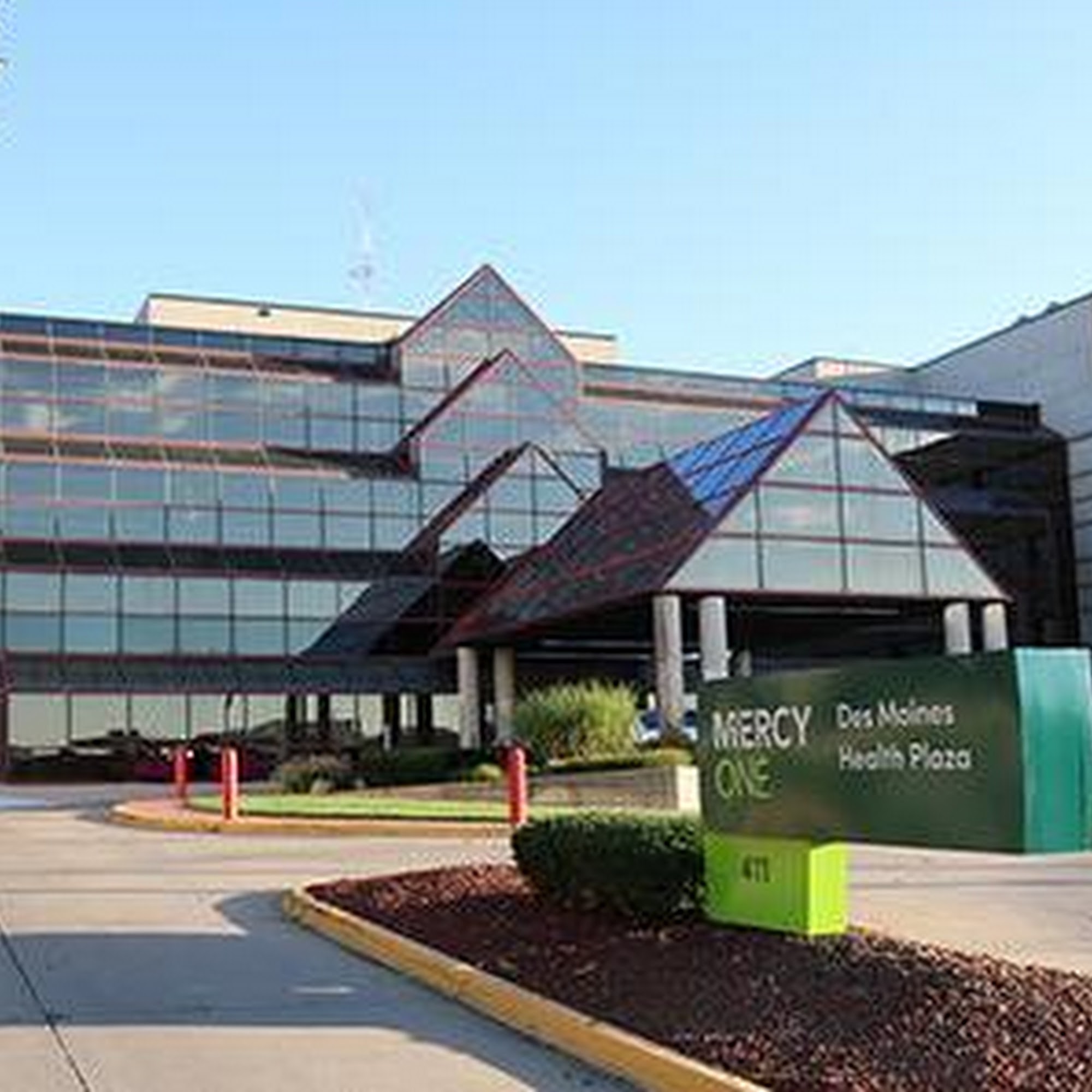 MercyOne Richard Deming Cancer Center