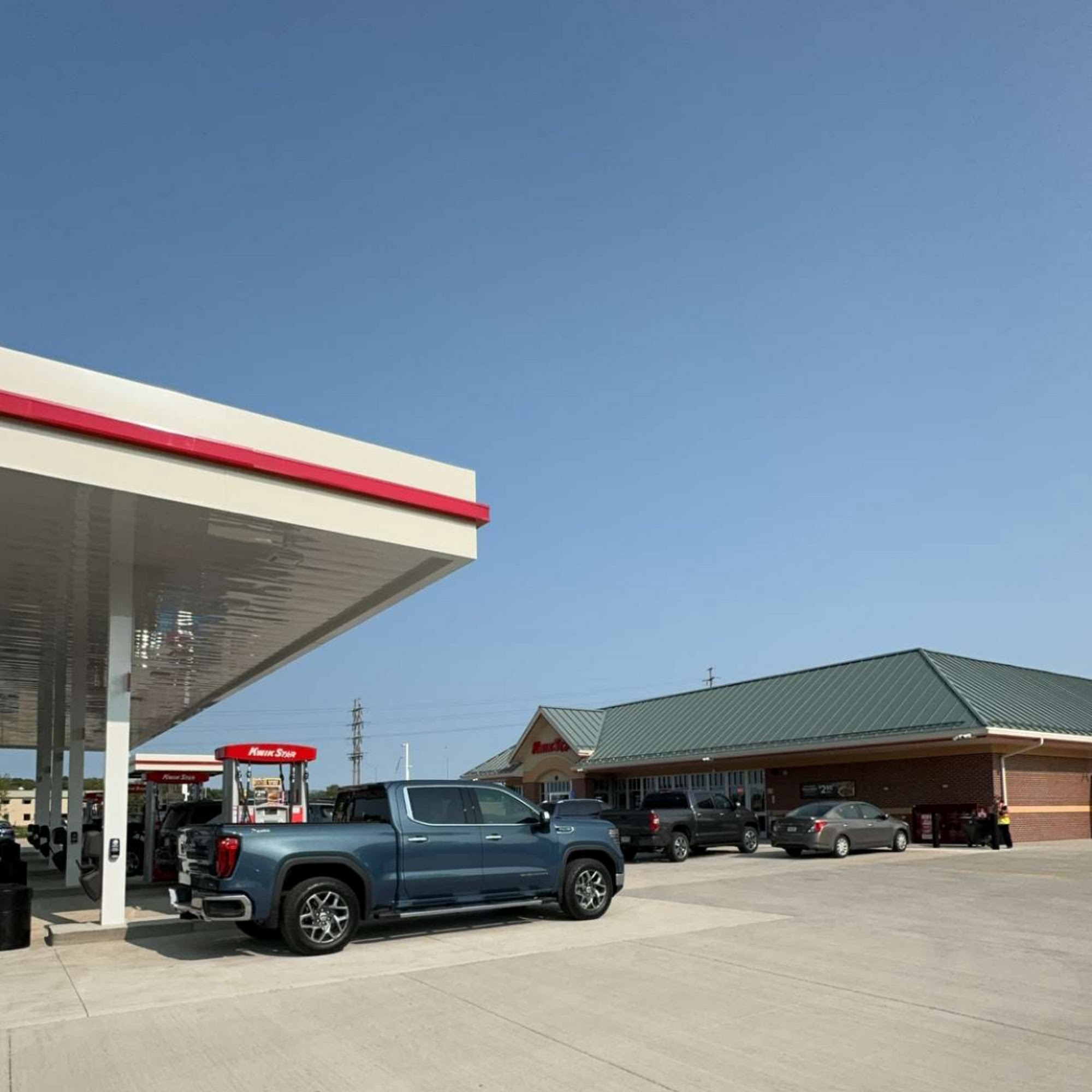 Kwik Star 1180 Kerper Ct, Dubuque