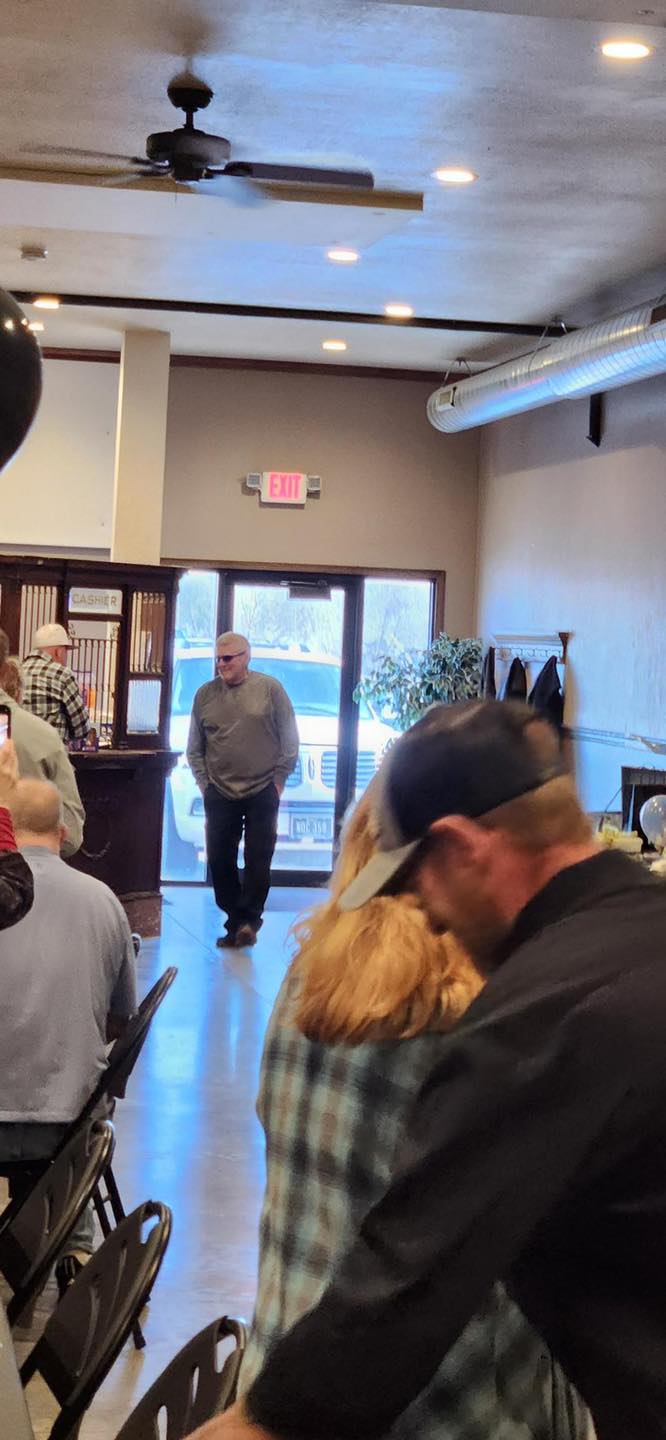 B & E Construction Inc