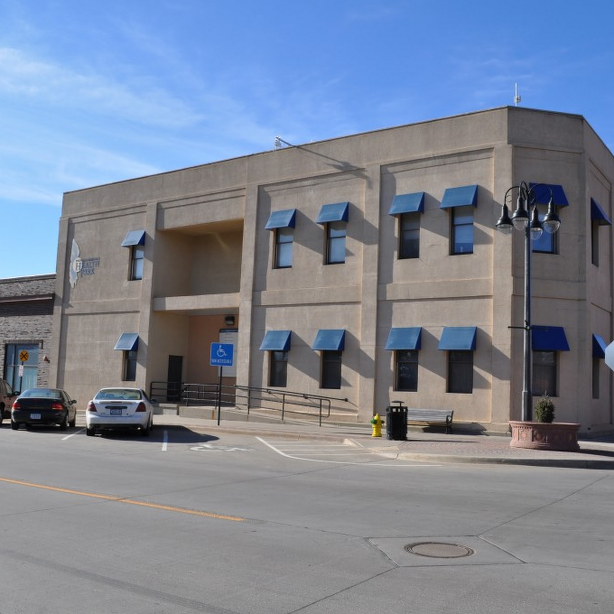 Hometown Centers for Hearing Grinnell 807 Broad St, Grinnell Iowa 50112