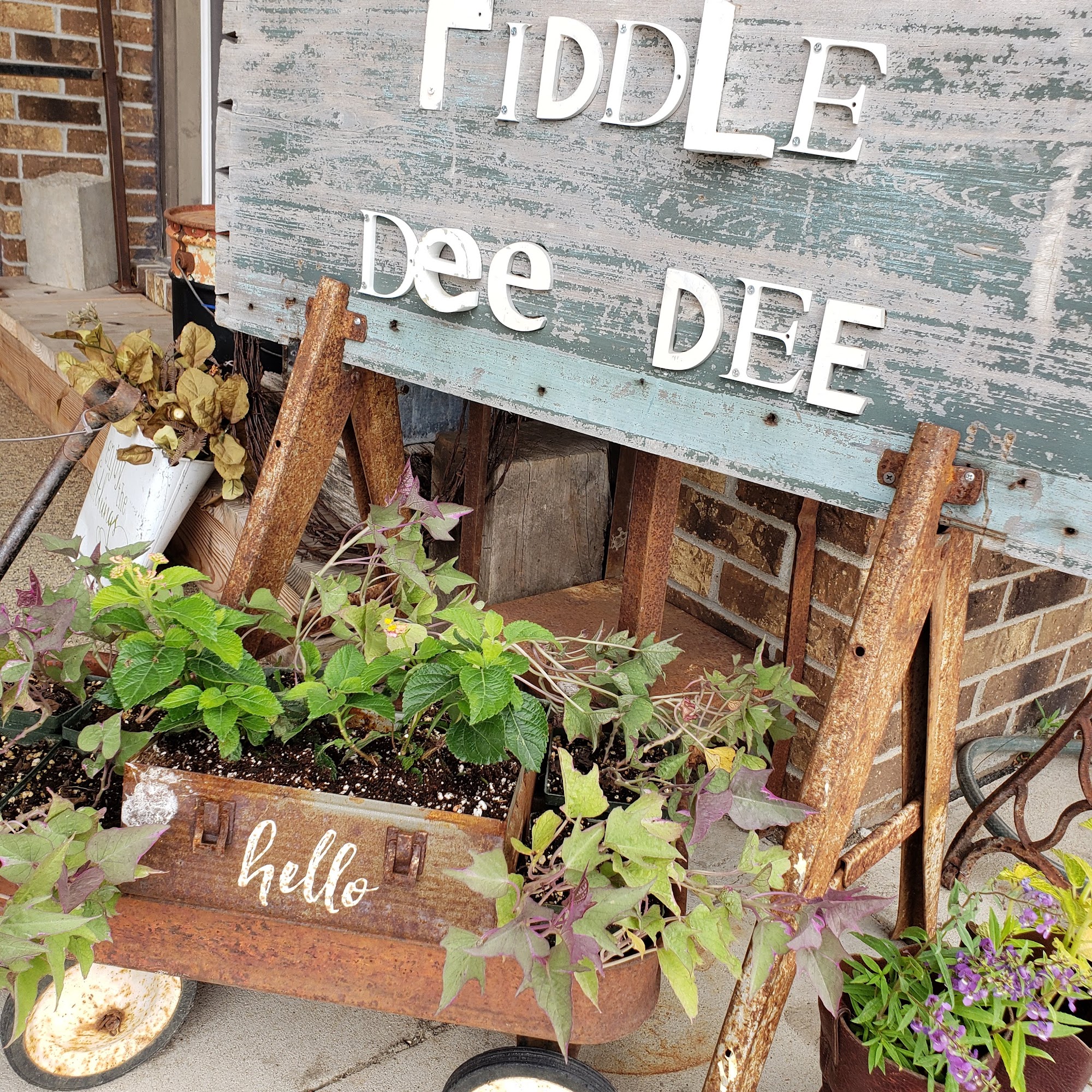 Fiddle Dee Dee 203 E Broadway Ave, Keota Iowa 52248