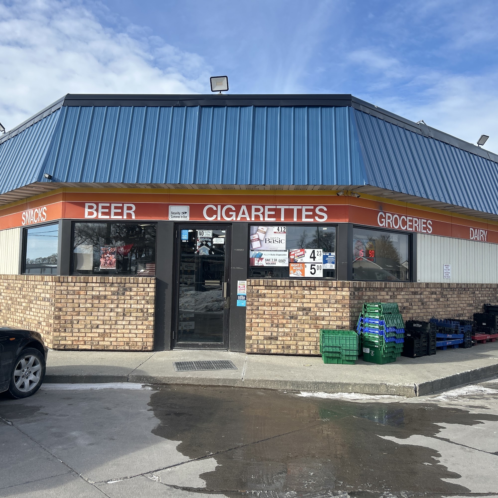 EAST SIDE LIQUOR AND GROCERY Marshalltown