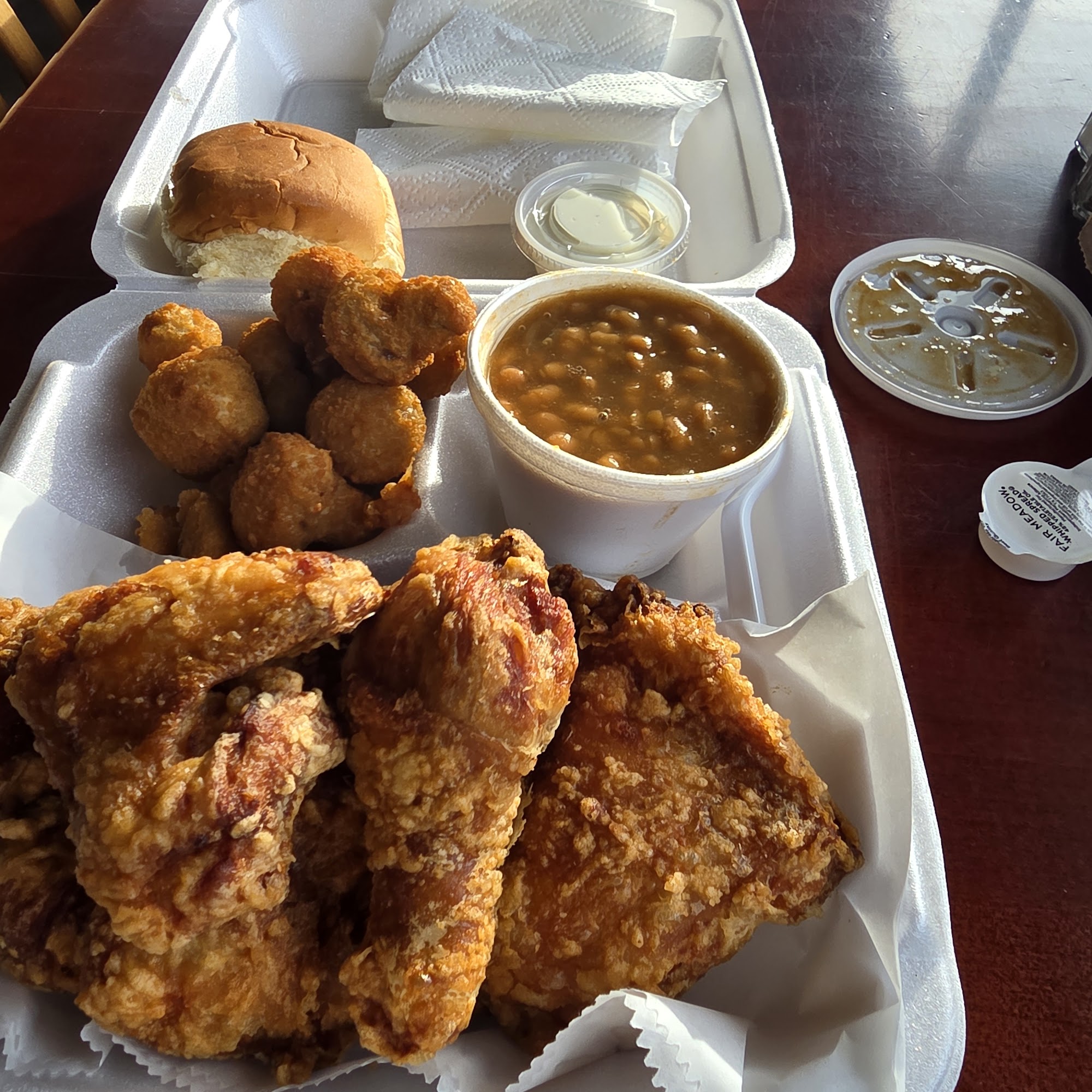 Sneaky's Chicken Sioux City