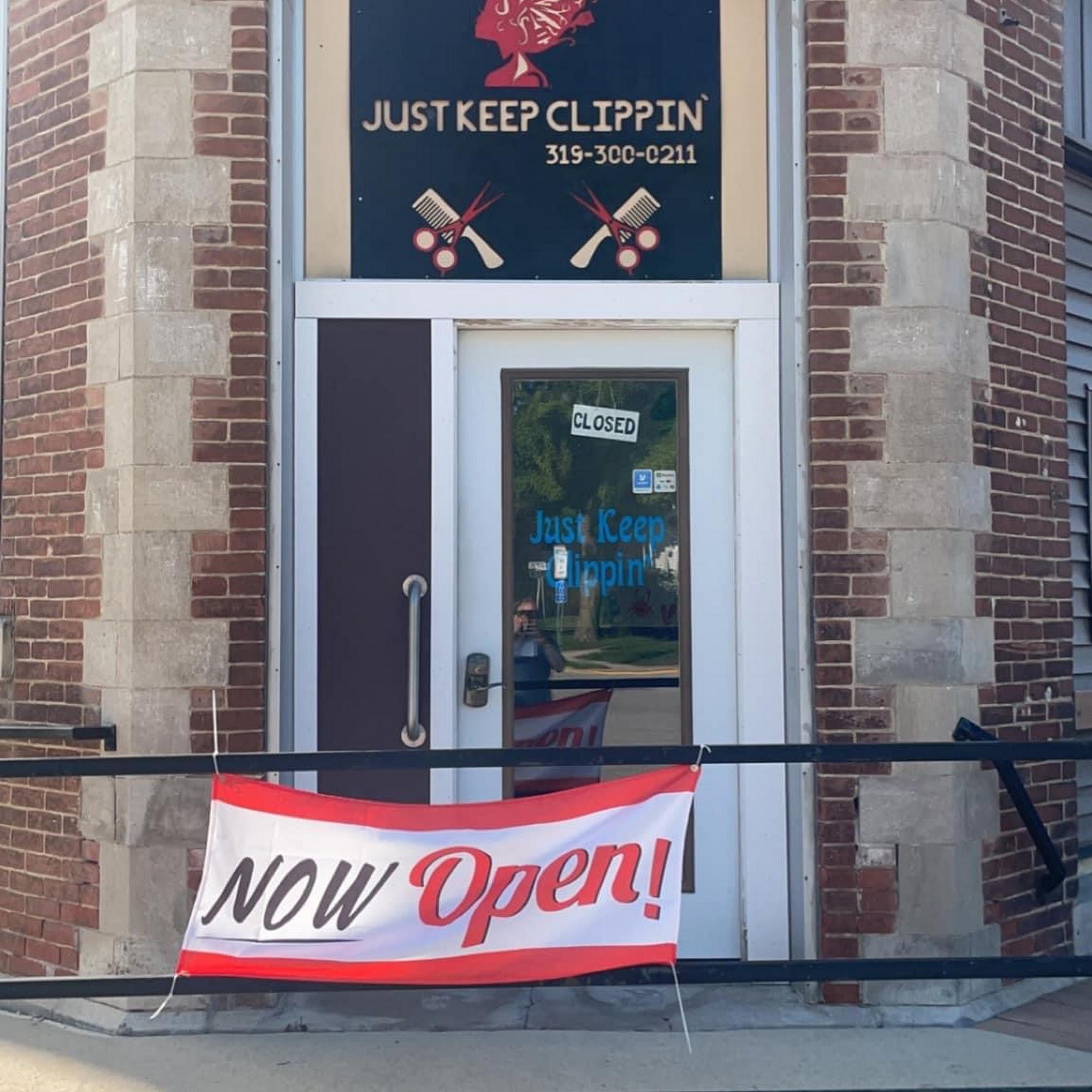 Just Keep Clippin’ 236 S Main St, Tripoli Iowa 50676