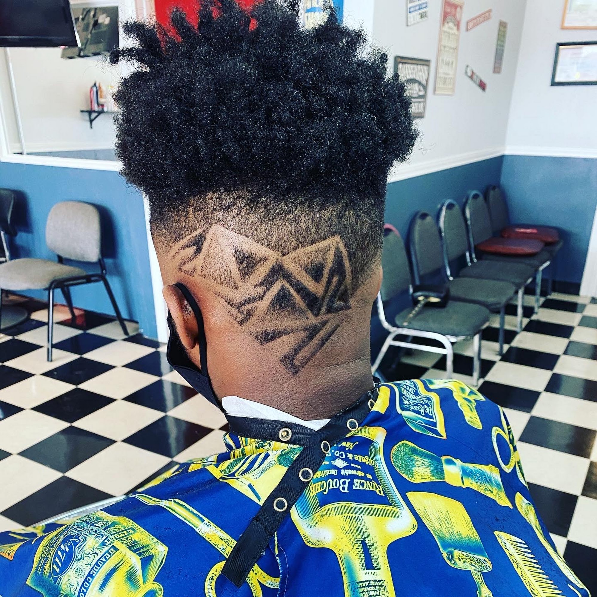Signature Cuts and styles 1010 E Mitchell Ave #5, Waterloo Iowa 50702