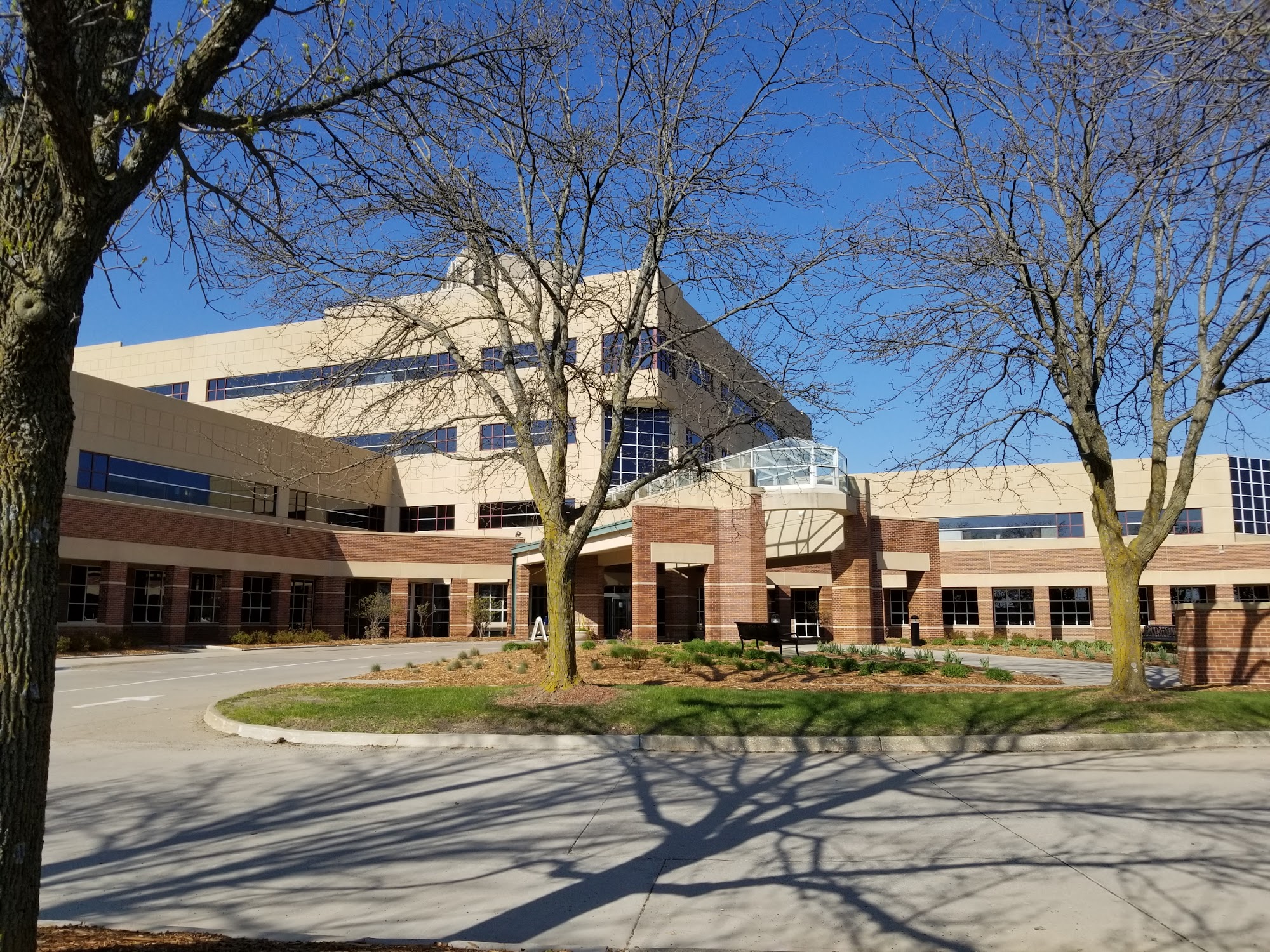 UNITYPOINT CLINIC URGENT CARE - LAKEVIEW - West Des Moines IA - Hours ...