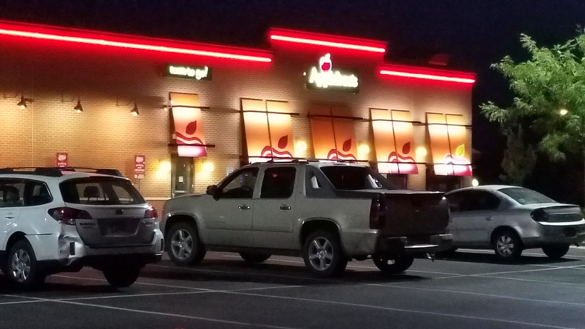 Applebee's grill + bar