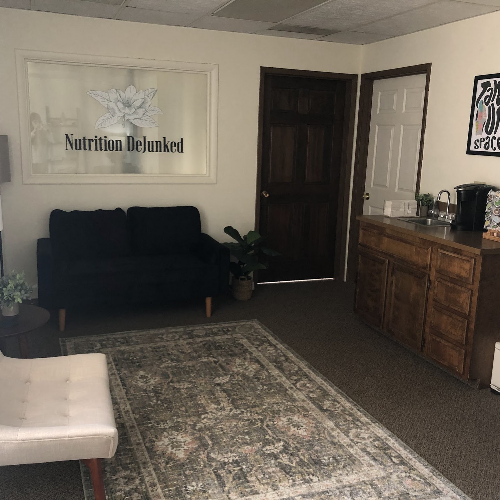 Nutrition DeJunked 2645 N Cole Rd Suite E, Boise Idaho 83704