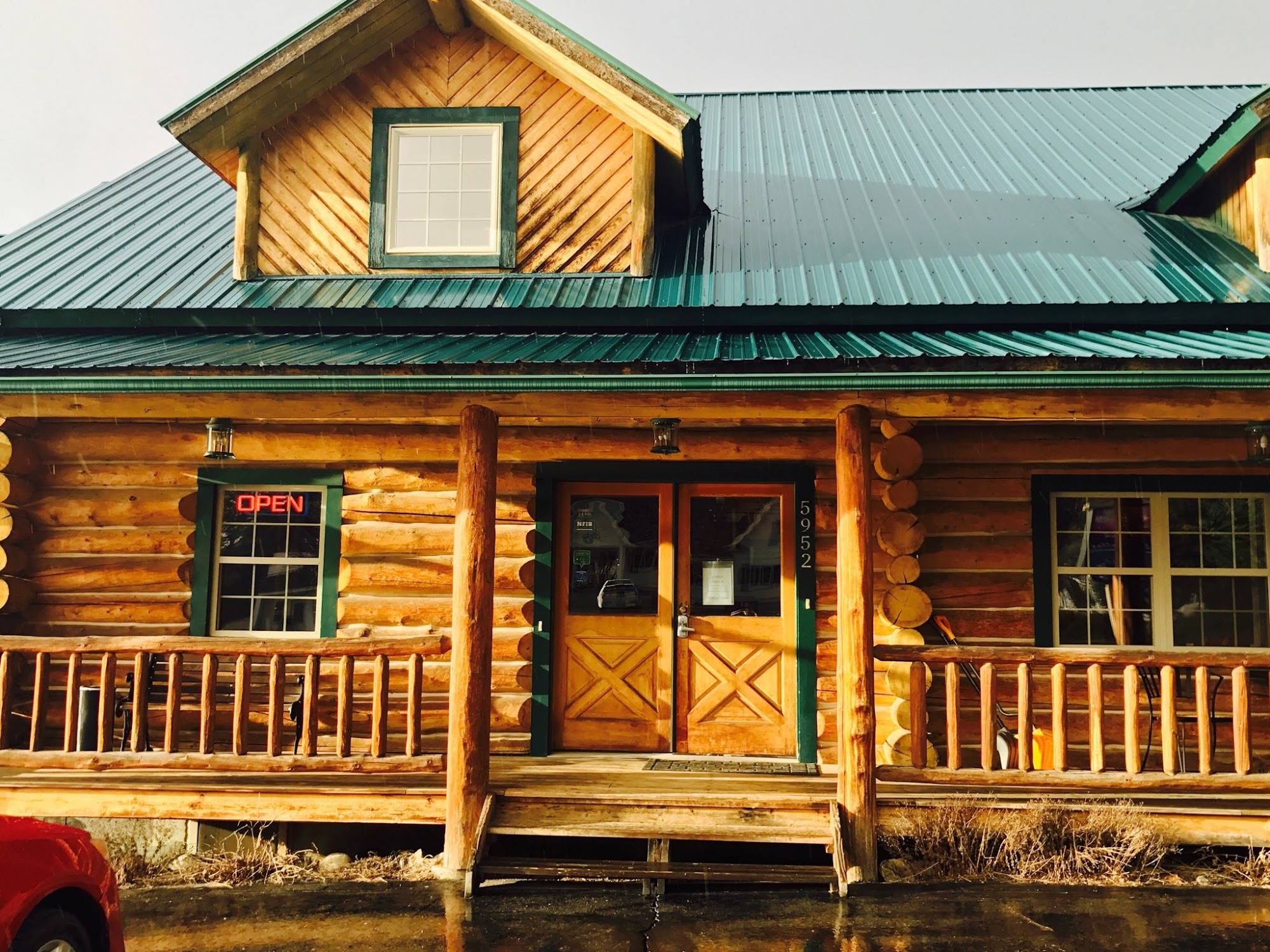 Tavern at the Lodge Bonners Ferry