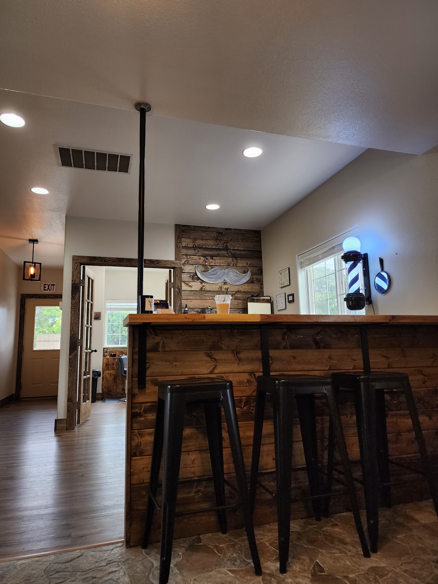 Handsome Barbershop 404 SW 3rd St, Fruitland Idaho 83619