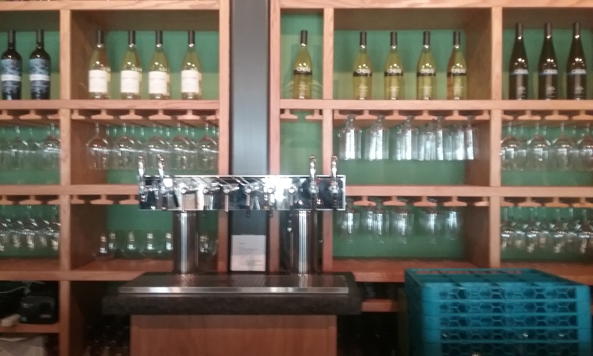 Cinder Wines Garden City