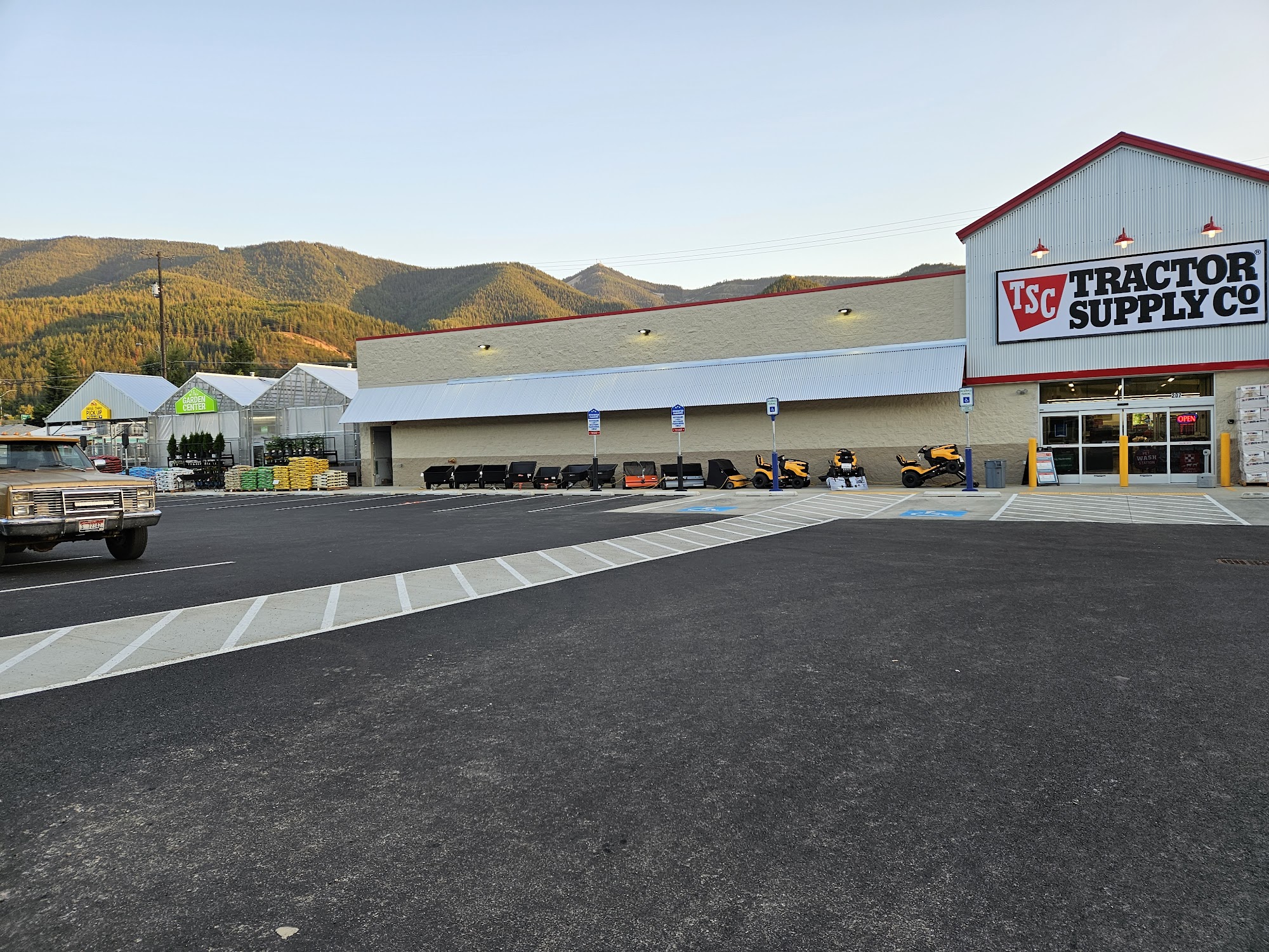 Tractor Supply Co. Kellogg