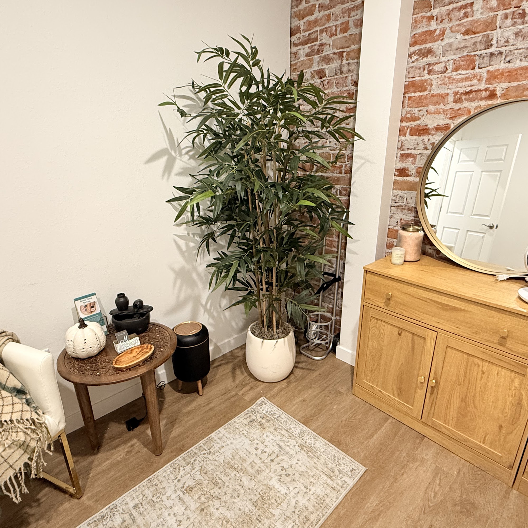 Smokey Diamond Massage & Bodywork