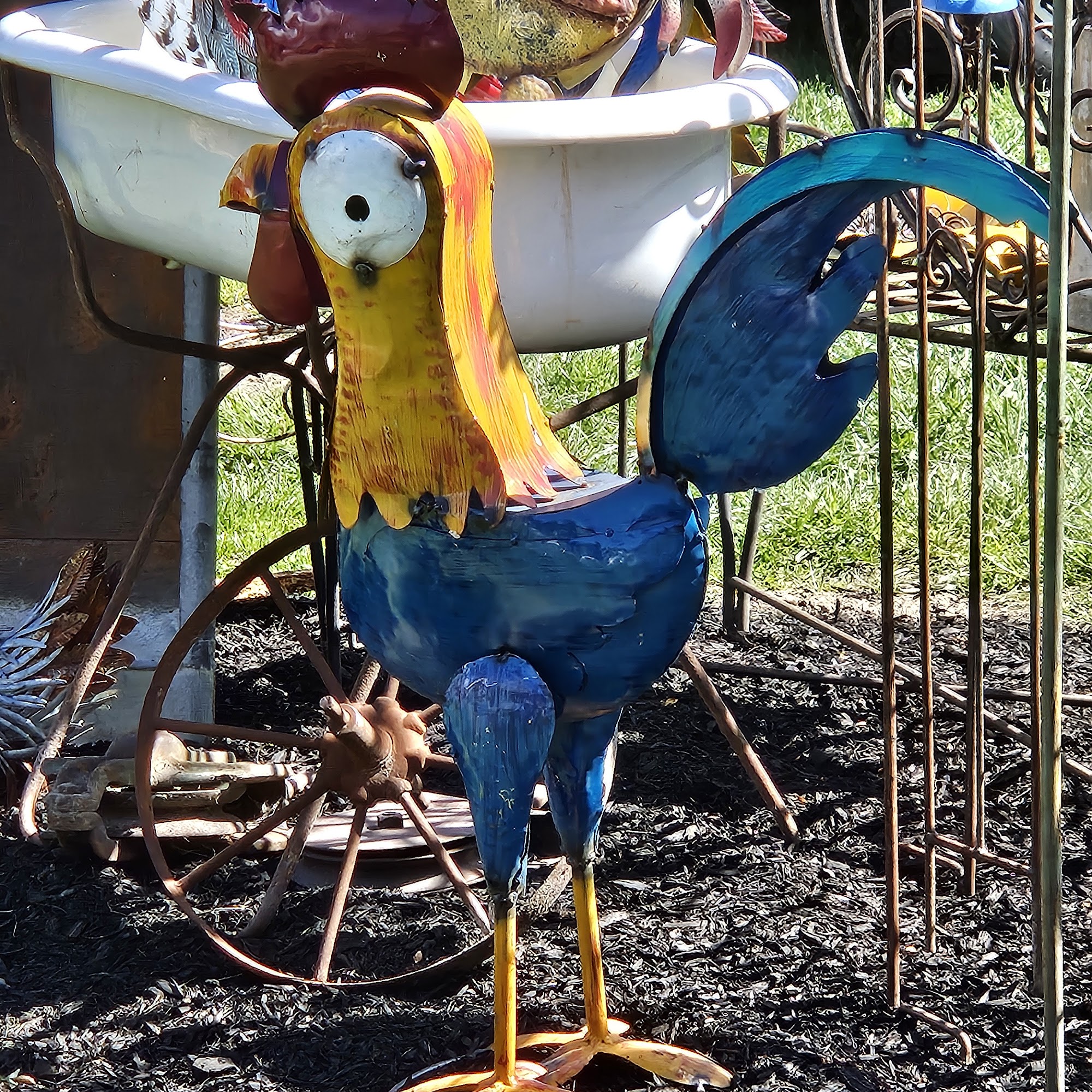 Suzy Q's Yard Art