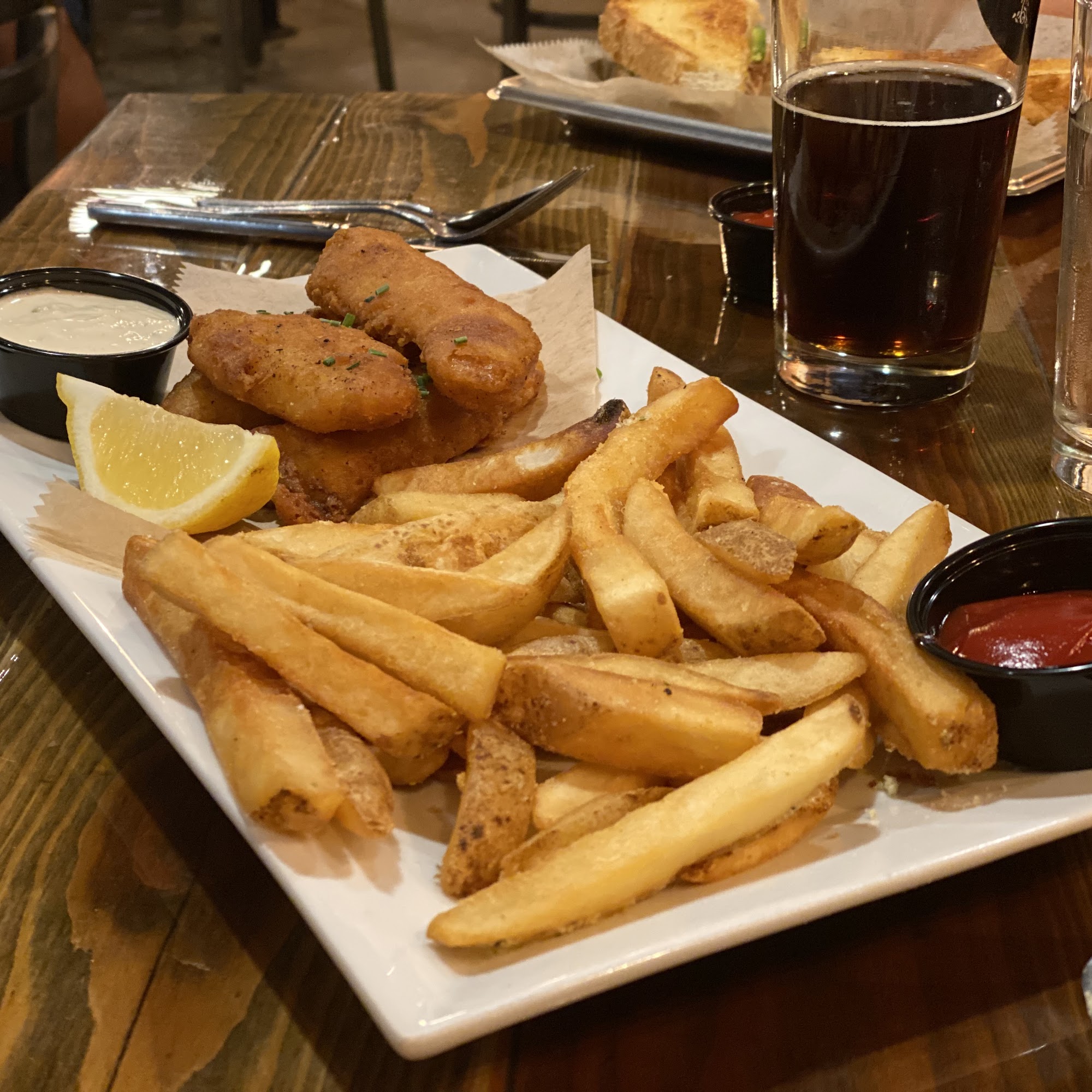 Tapped - Taphouse & Kitchen Moscow