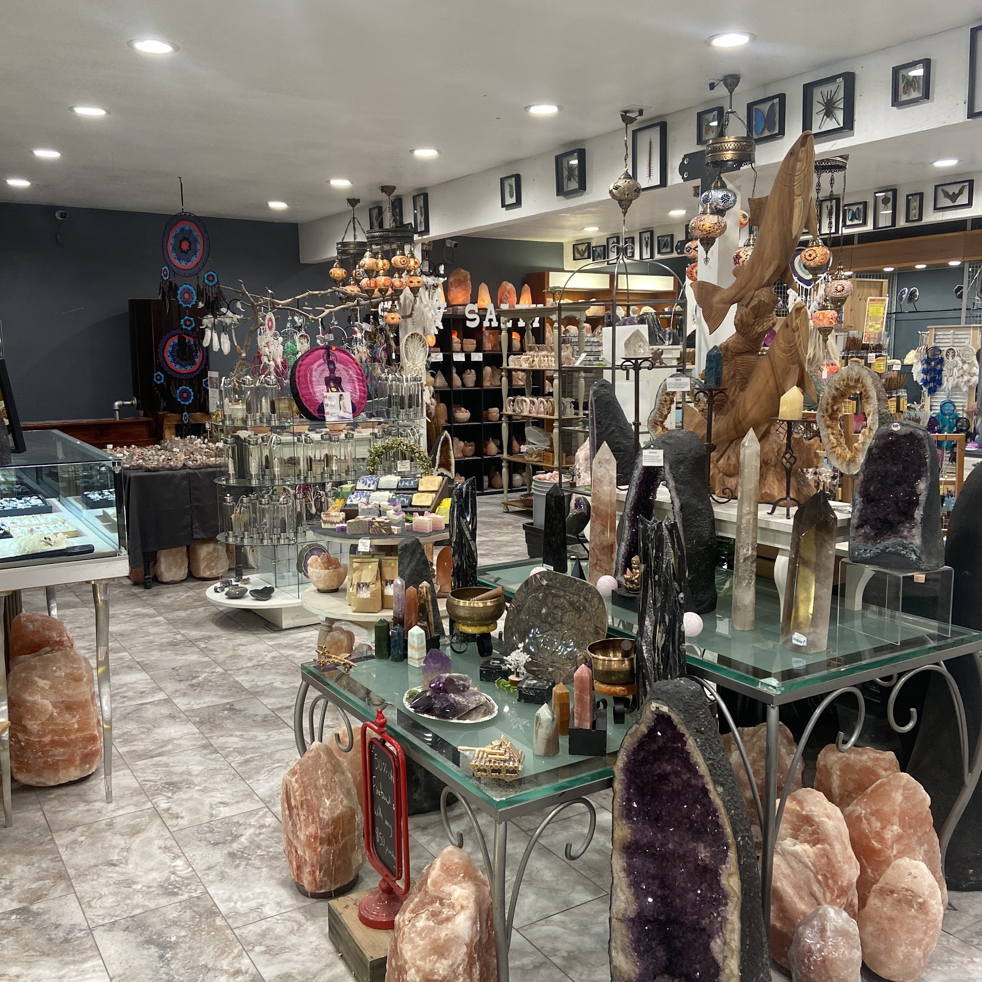 Yellowstone Gem World Saint Anthony