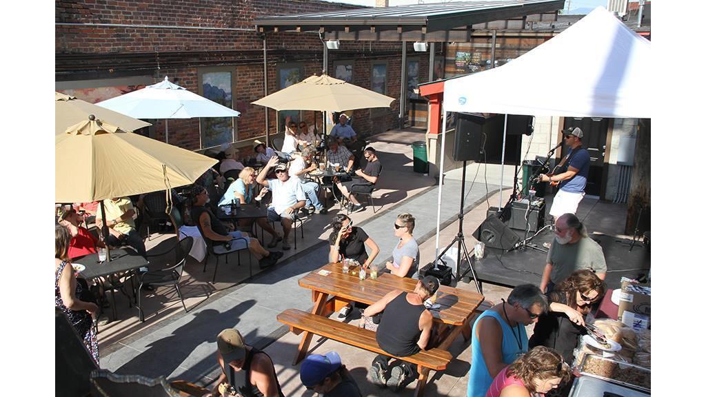 219 Lounge Sandpoint