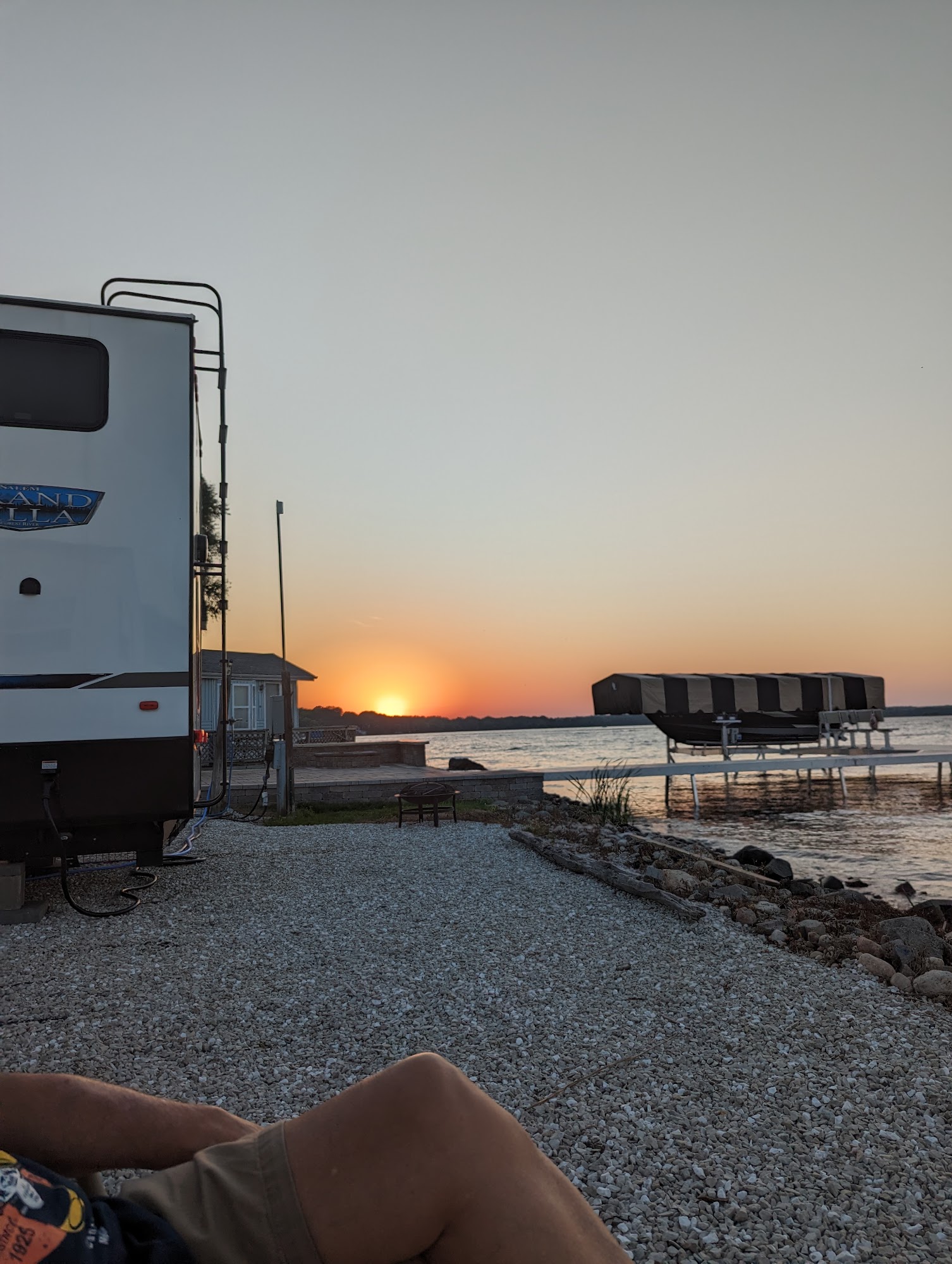 Mutiny Boat Club & Pub Antioch