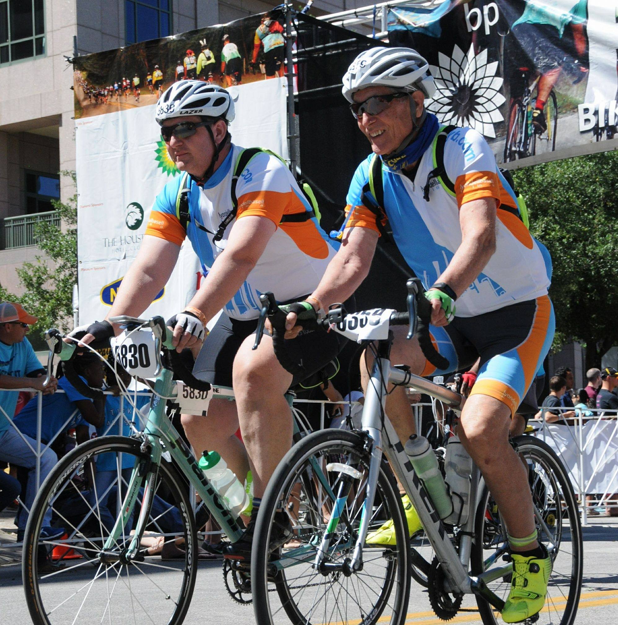 Robert E. Middleton Jr, DC