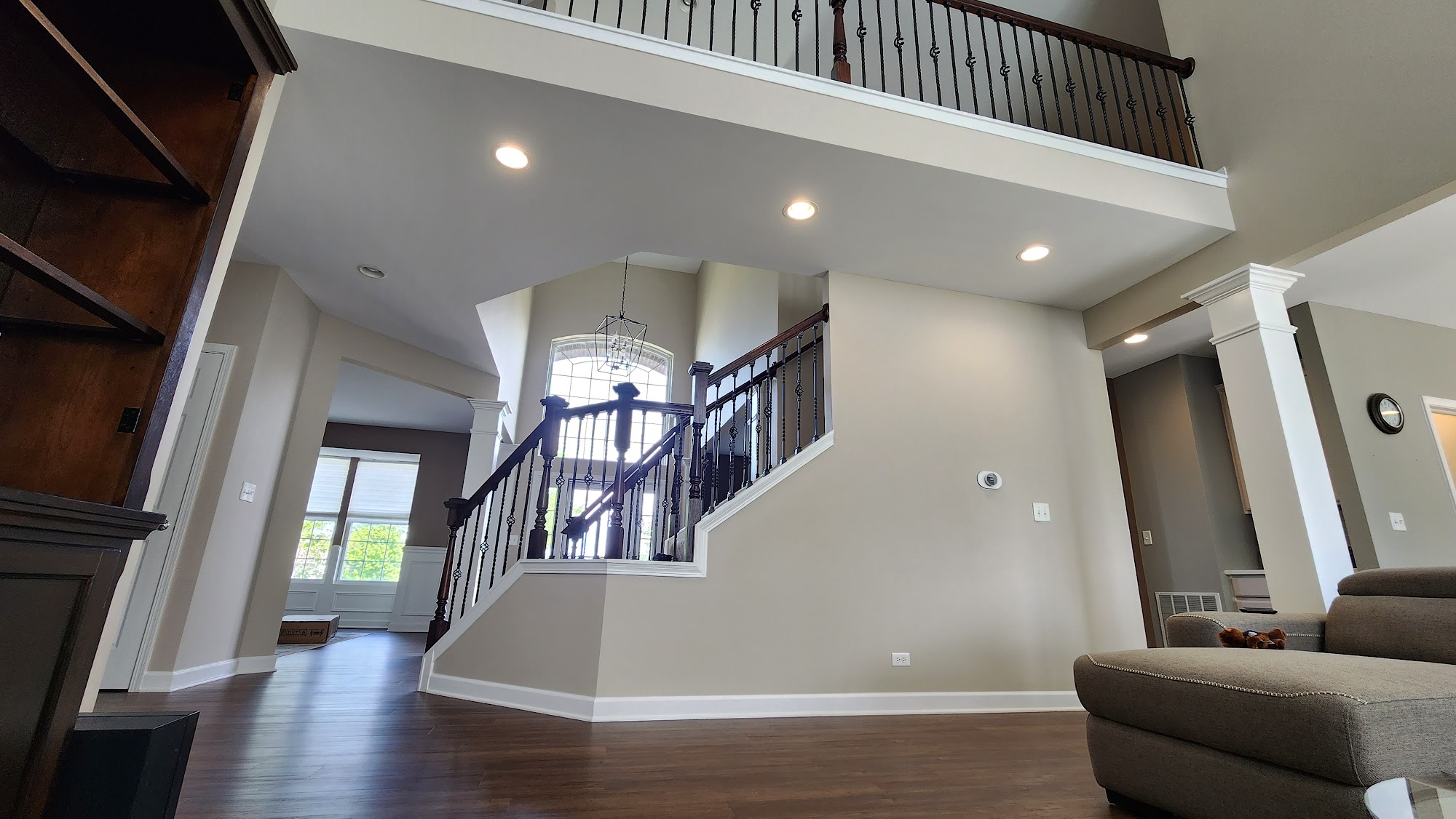ExiVIsual DecoPainting, Corp. 1470 Ashton Ct, Aurora Illinois 60504