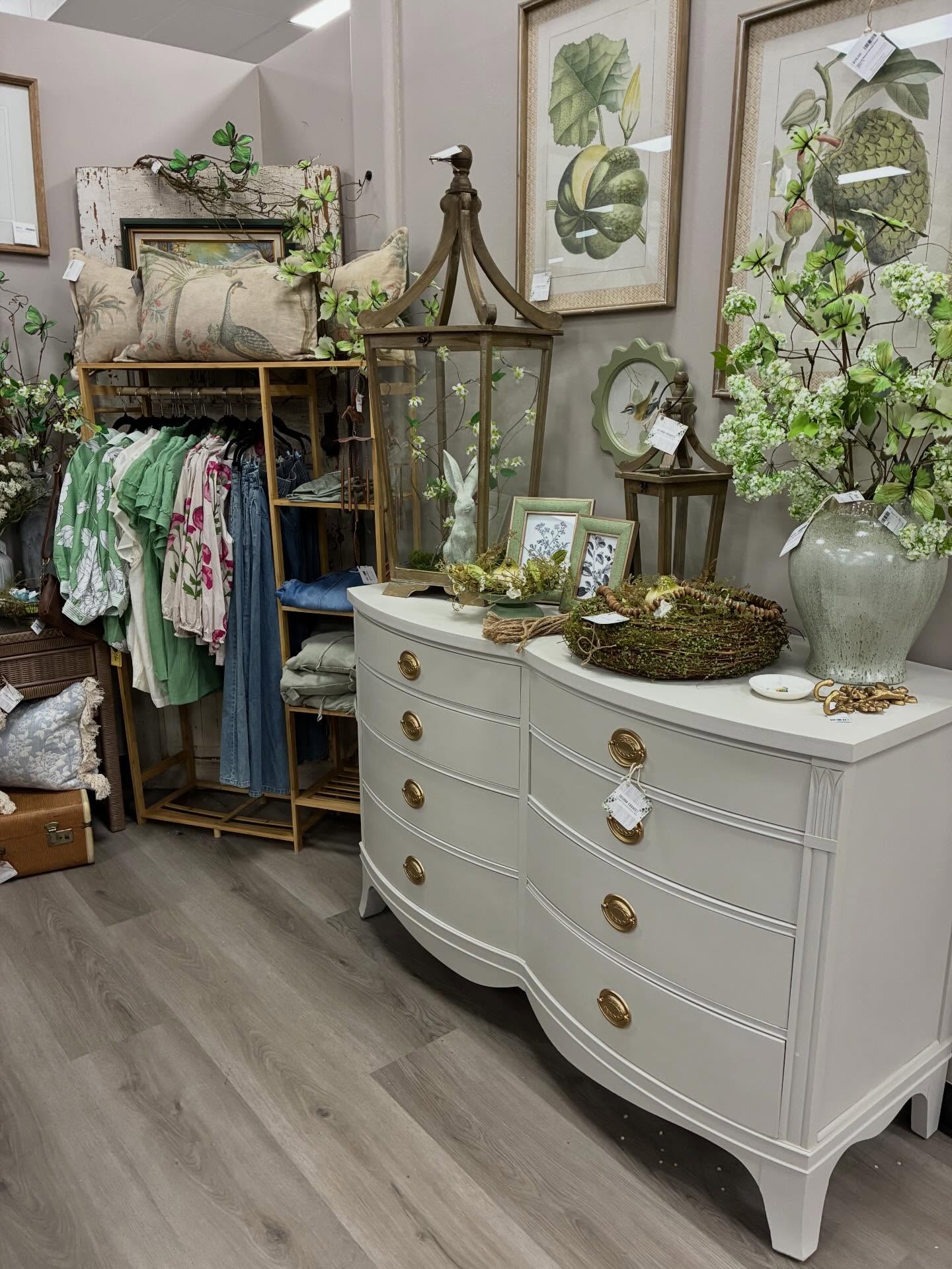 Second Chances Curated Living Bartlett