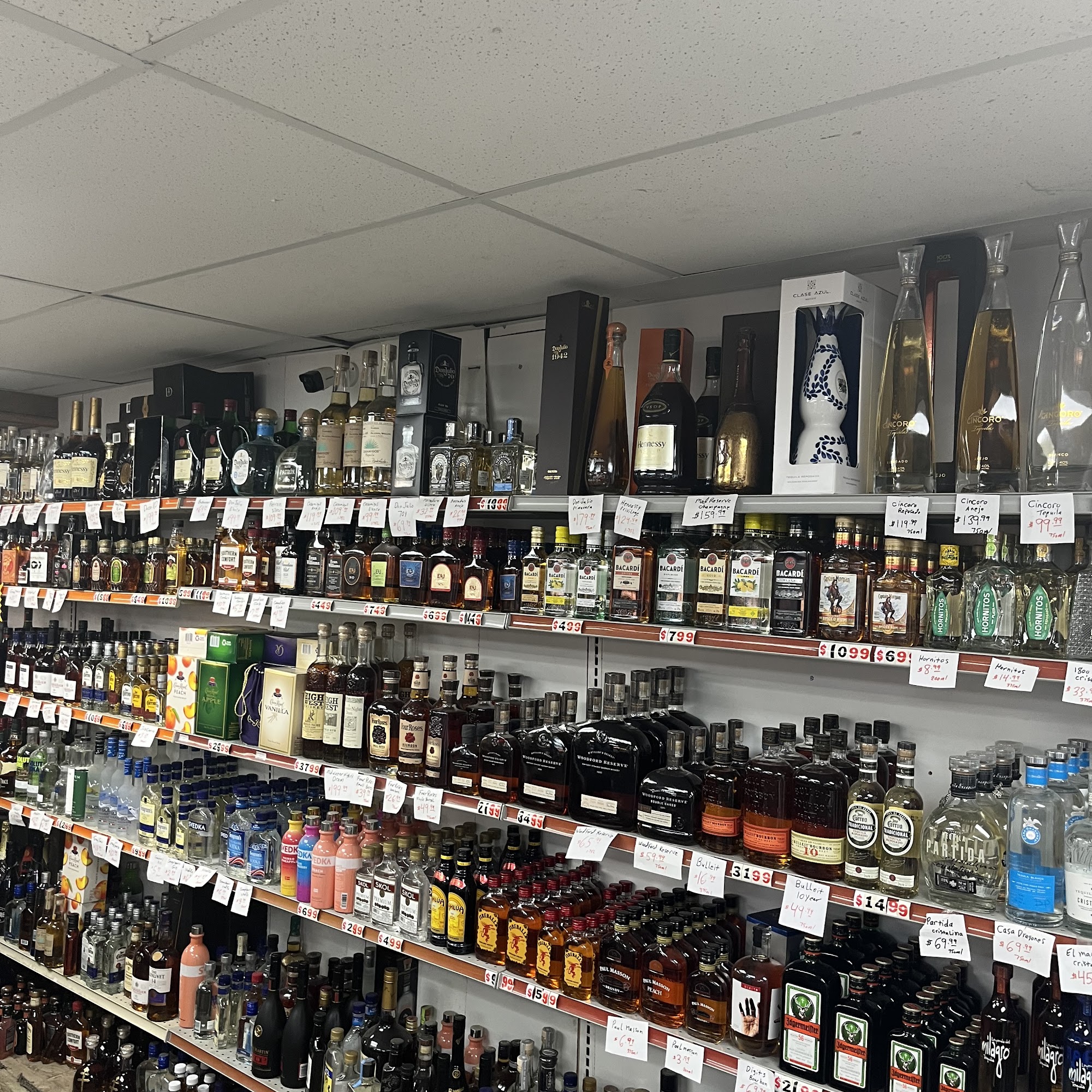 Quick Stop Food and Liquor 2 Beach Park