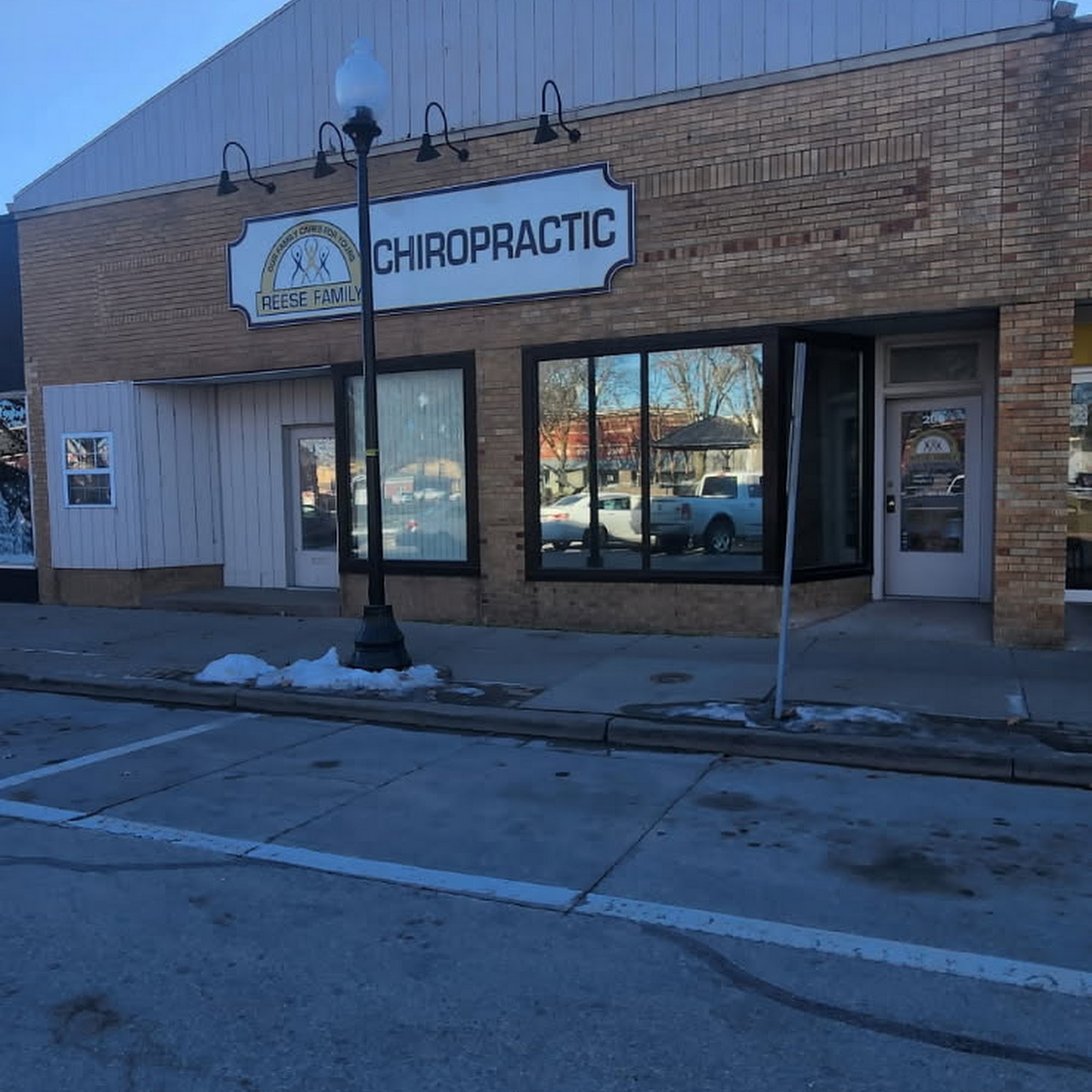 Reese Family Chiropractic, Beardstown 208 Washington St, Beardstown Illinois 62618