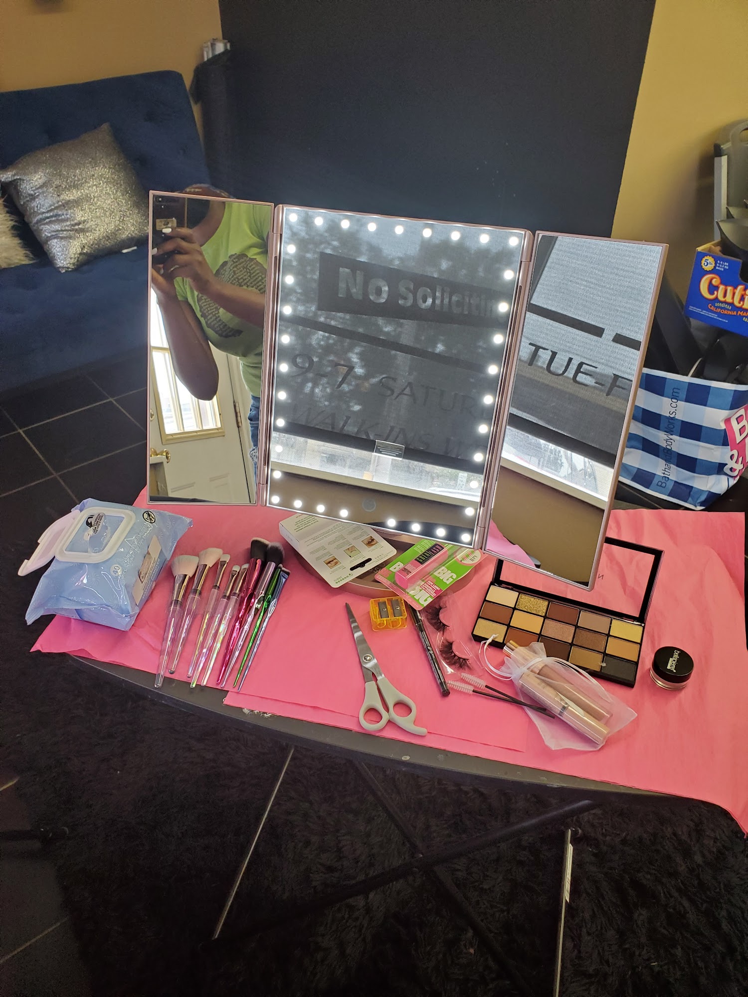 Brown's Barber & Beauty Shop