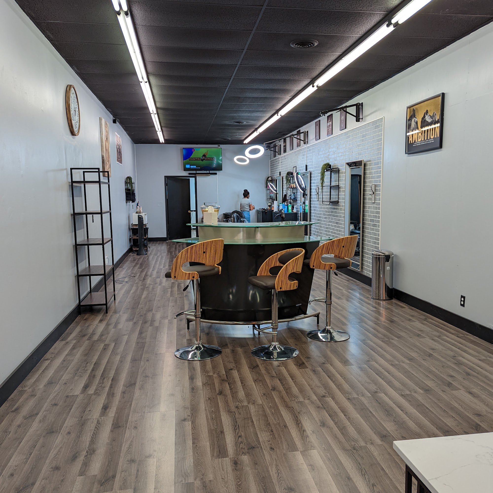UndergroundBarberShop 1322 S State St, Belvidere Illinois 61008