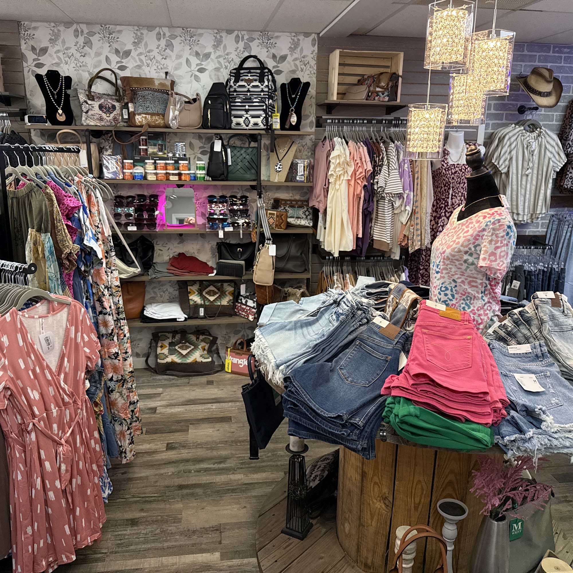 Denim & Grace Boutique Benton