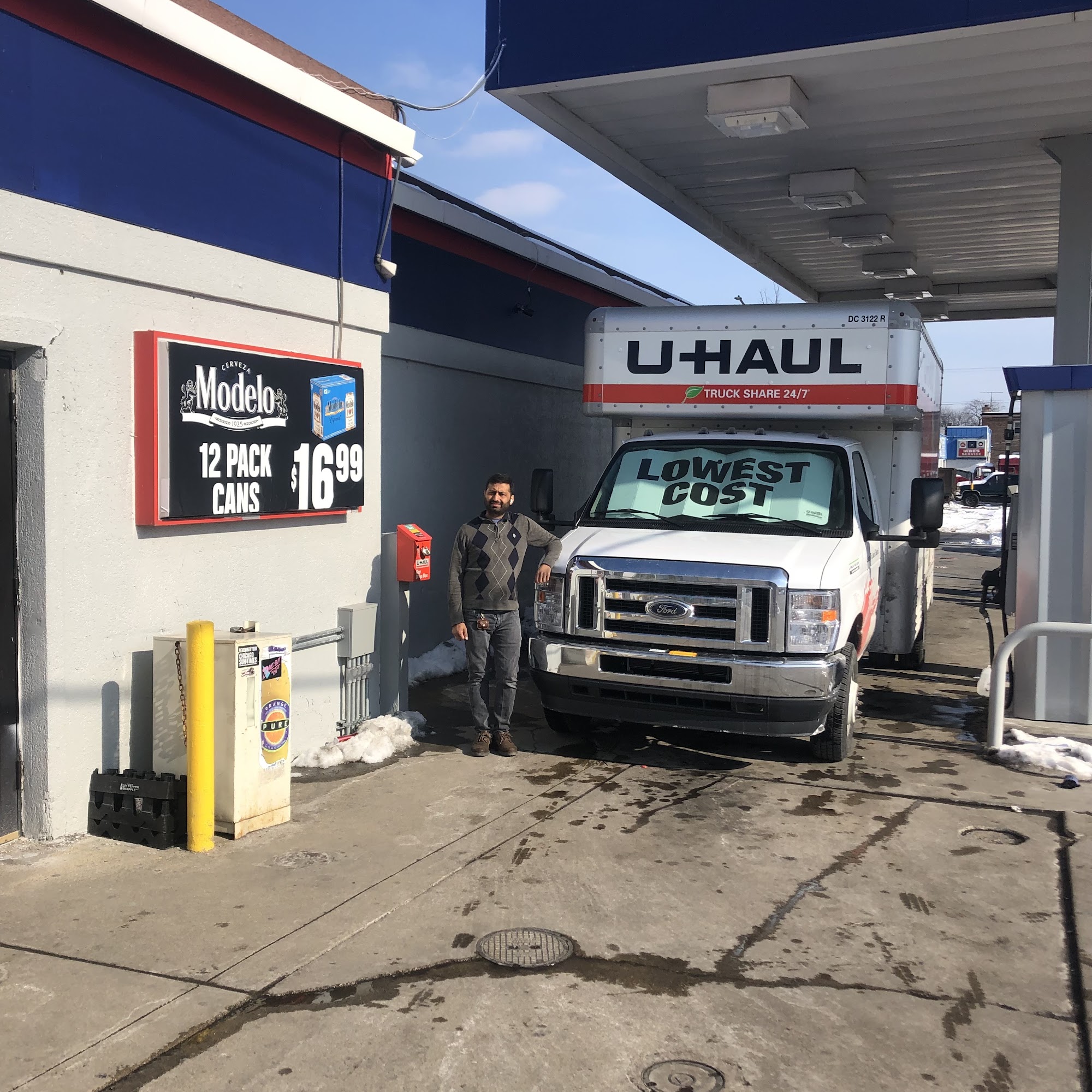 U-Haul Neighborhood Dealer Berwyn