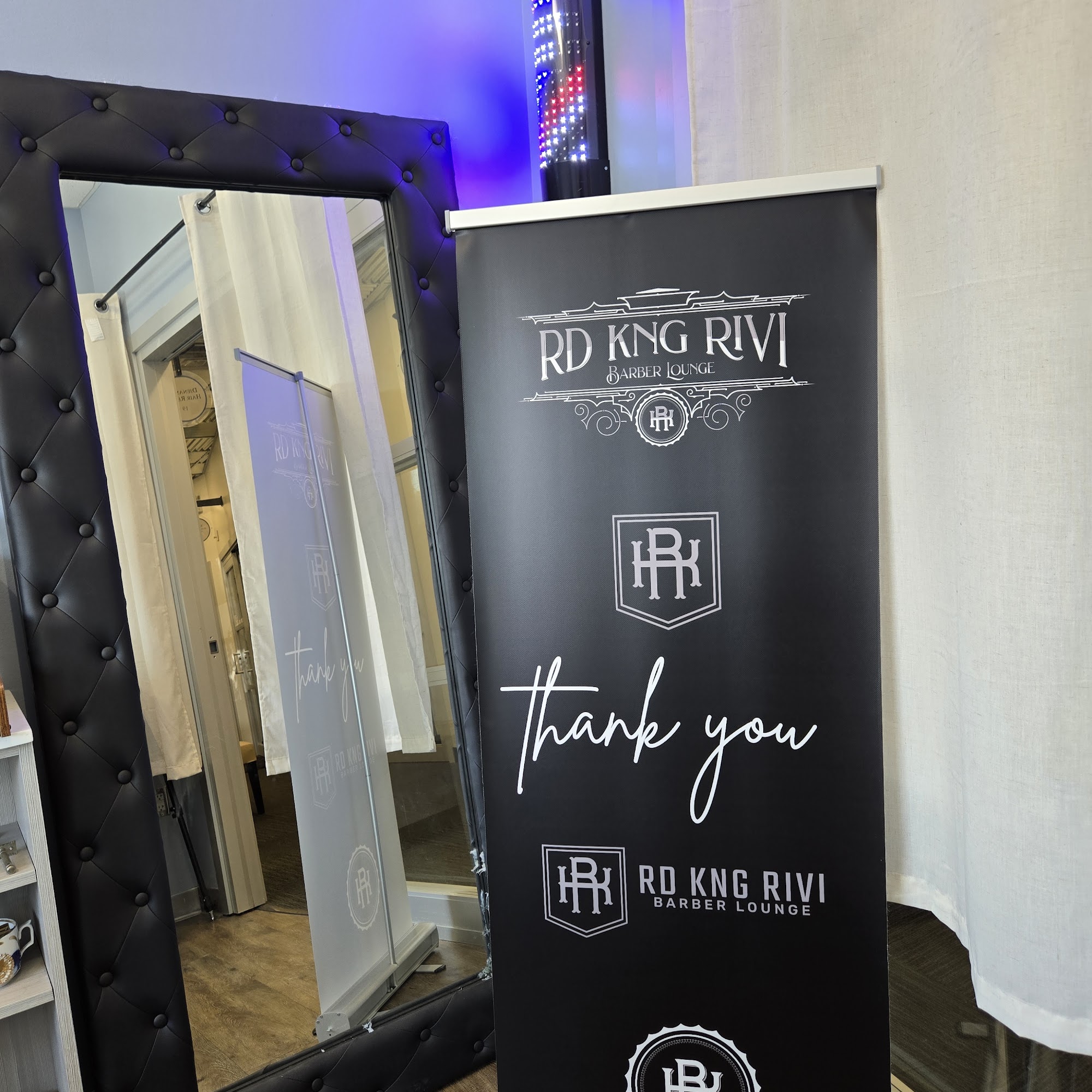 Rd Kng Rivi Barber Lounge